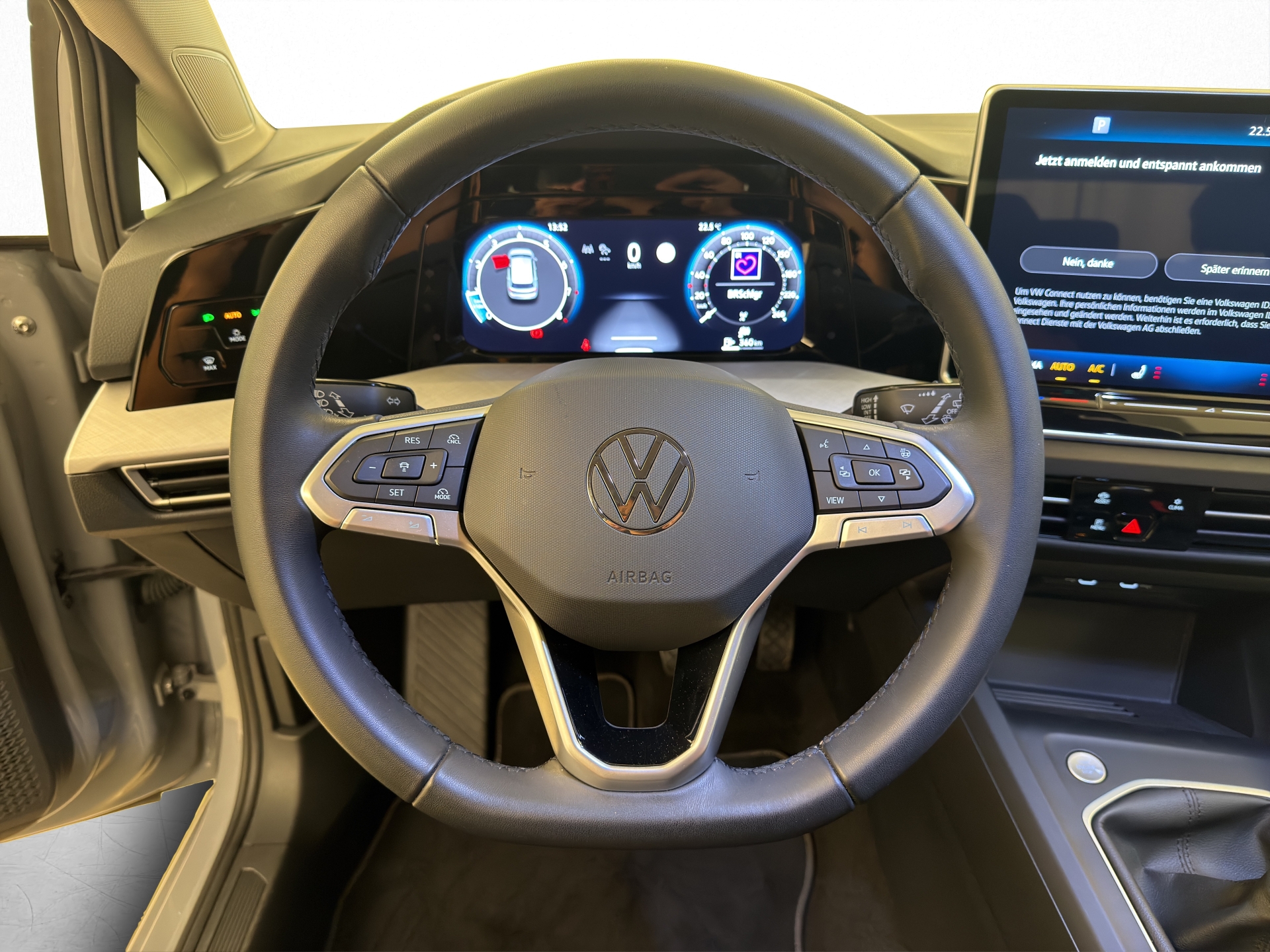 VW Golf 8 1.5 TSI Life 6-Gang-image-6