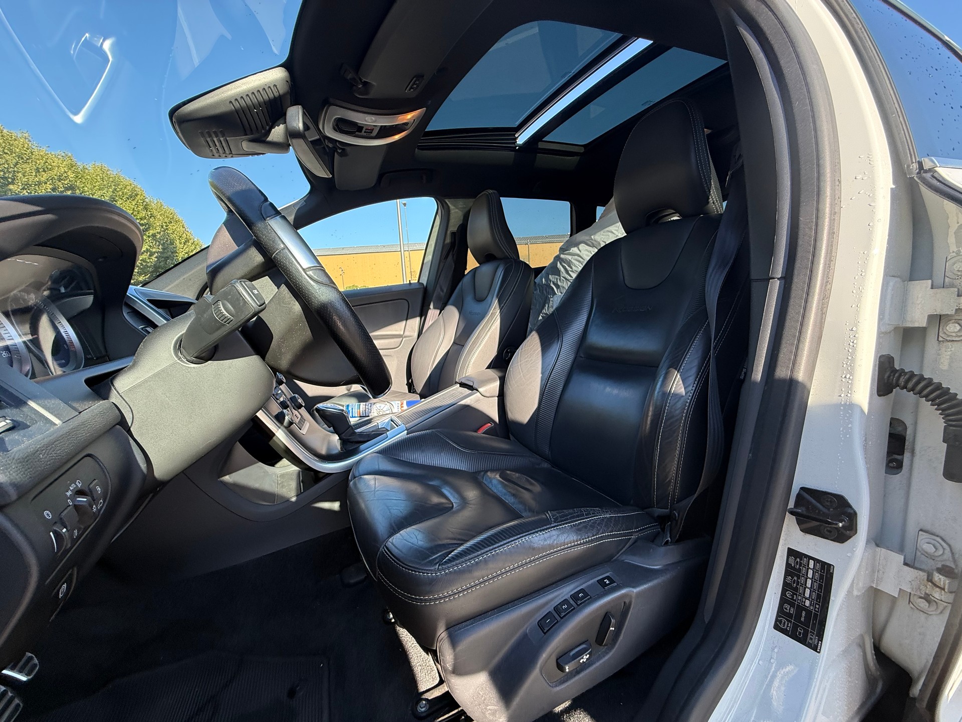 VOLVO XC60 T6 AWD Summum Geartronic-image-11