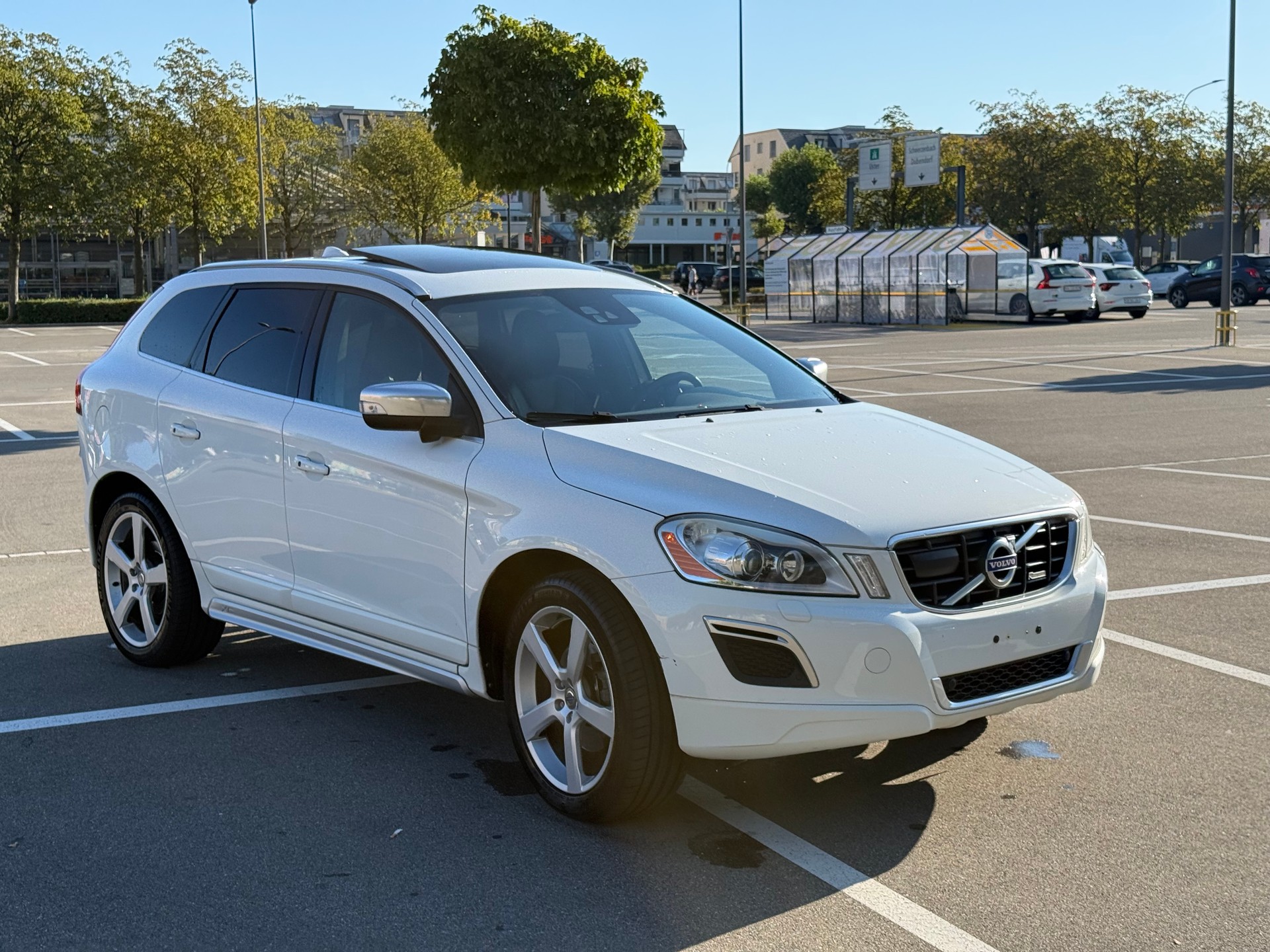 VOLVO XC60 T6 AWD Summum Geartronic-image-0
