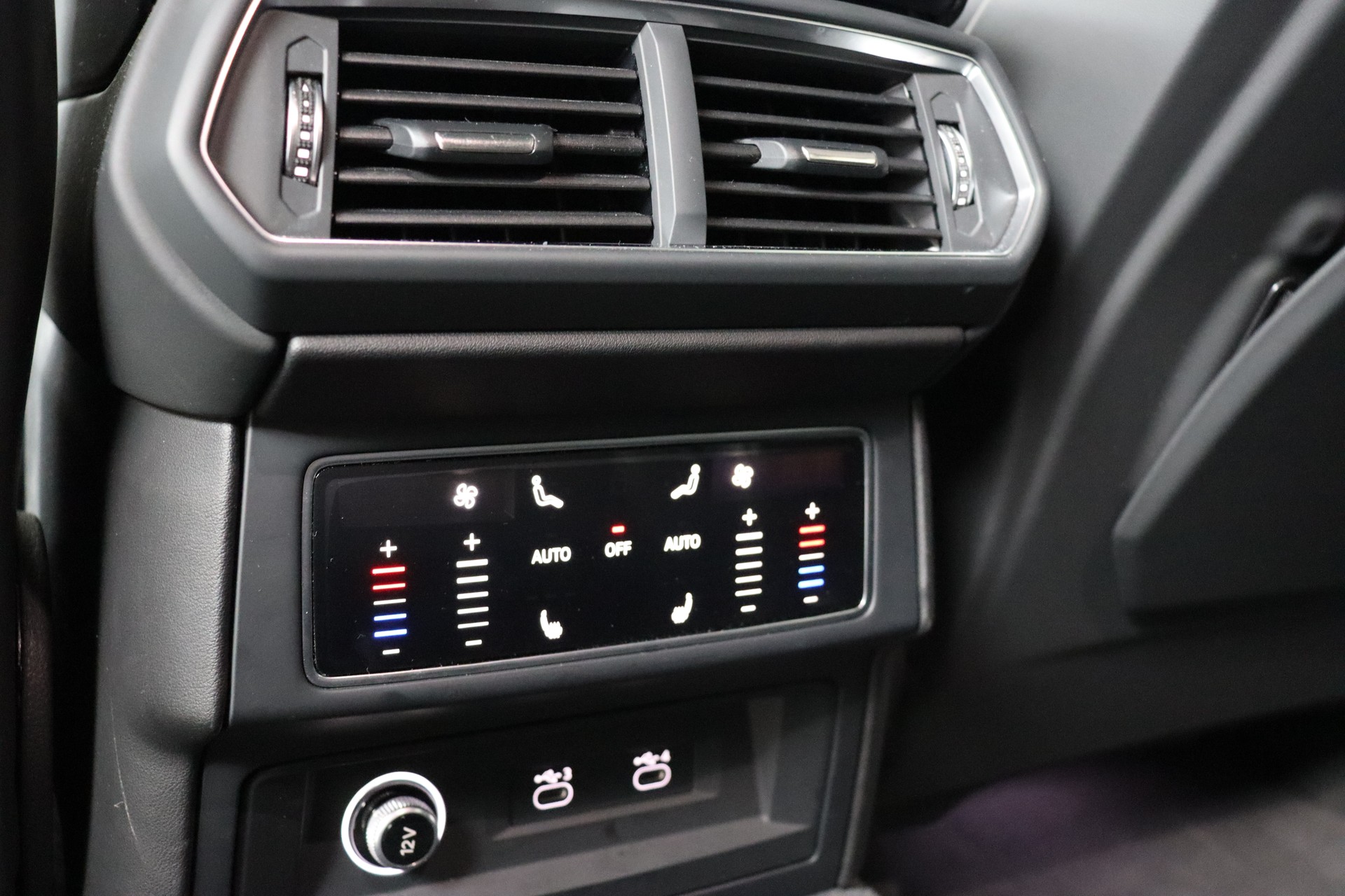 LAMBORGHINI Urus E-Gear-image-25