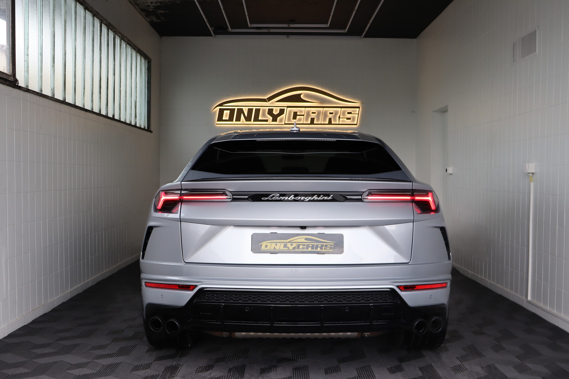 LAMBORGHINI Urus E-Gear-image-7