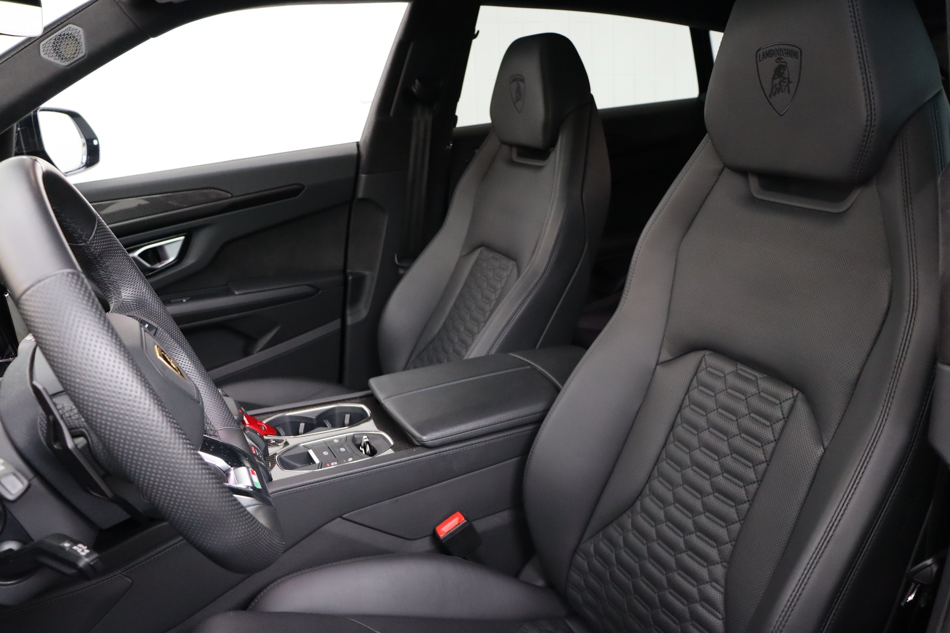 LAMBORGHINI Urus E-Gear-image-14