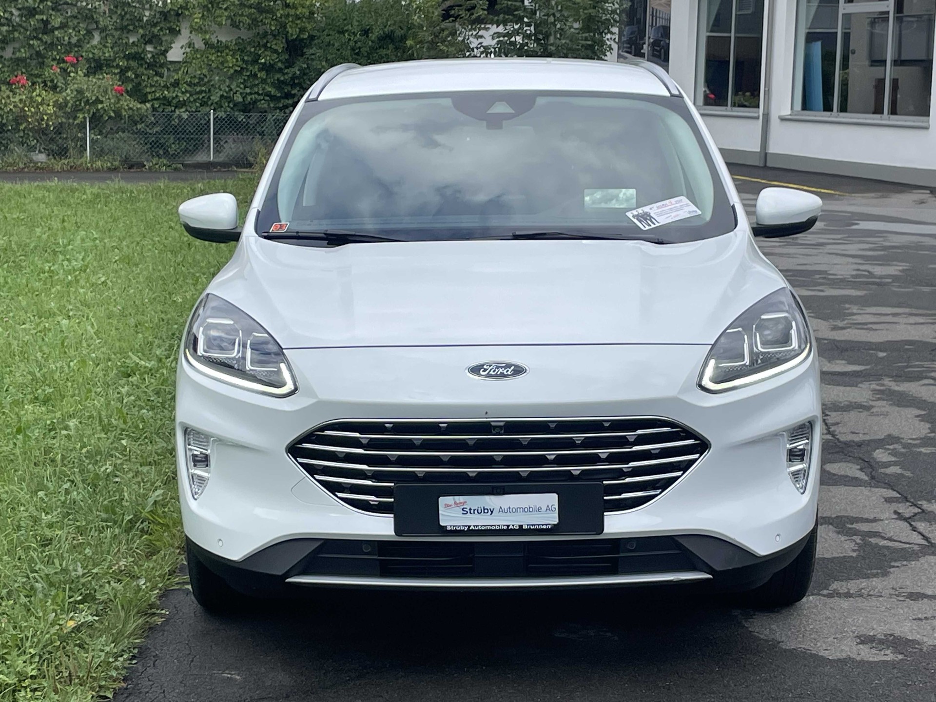 FORD Kuga 2.0 EcoBlue Titanium 4x4-image-1