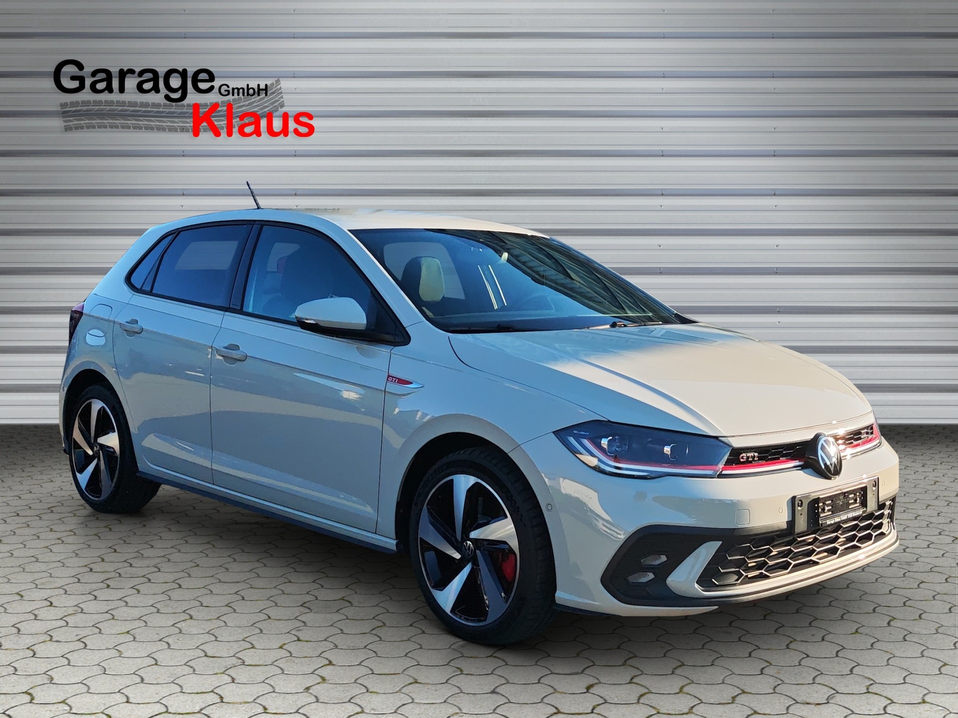 VW Polo 2.0 TSI GTI DSG-image-7