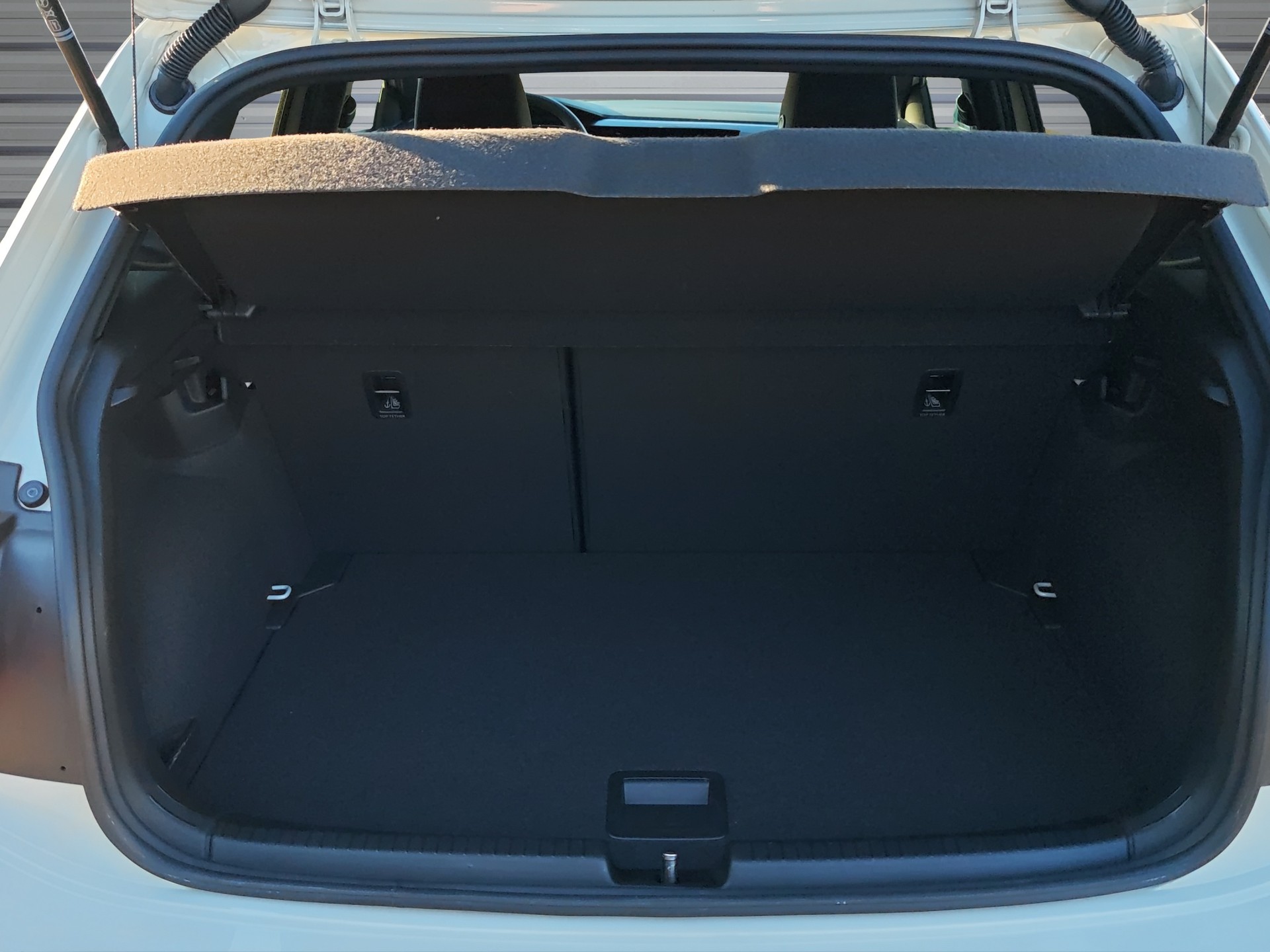 VW Polo 2.0 TSI GTI DSG-image-13
