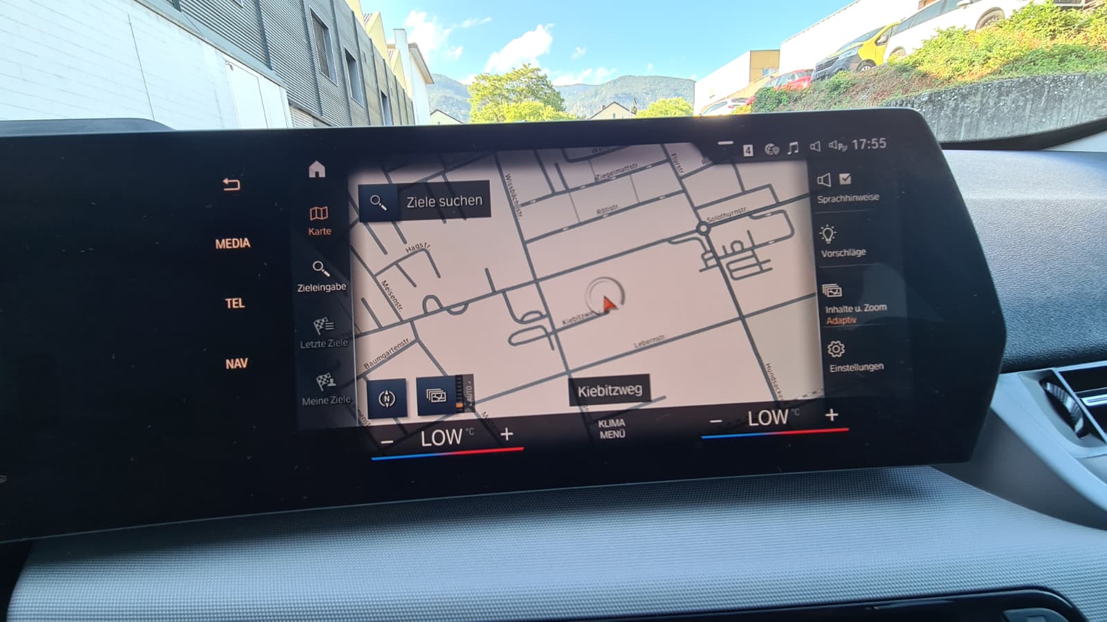 BMW X1 xDrive 20d 48V ** Gr-Navi ** RF-Kamera 360° ** Anh-Kupplung ** Sitzheizung ** H-UP-Disp ** PDC V+H ** Neues Modell 2023 **-image-13