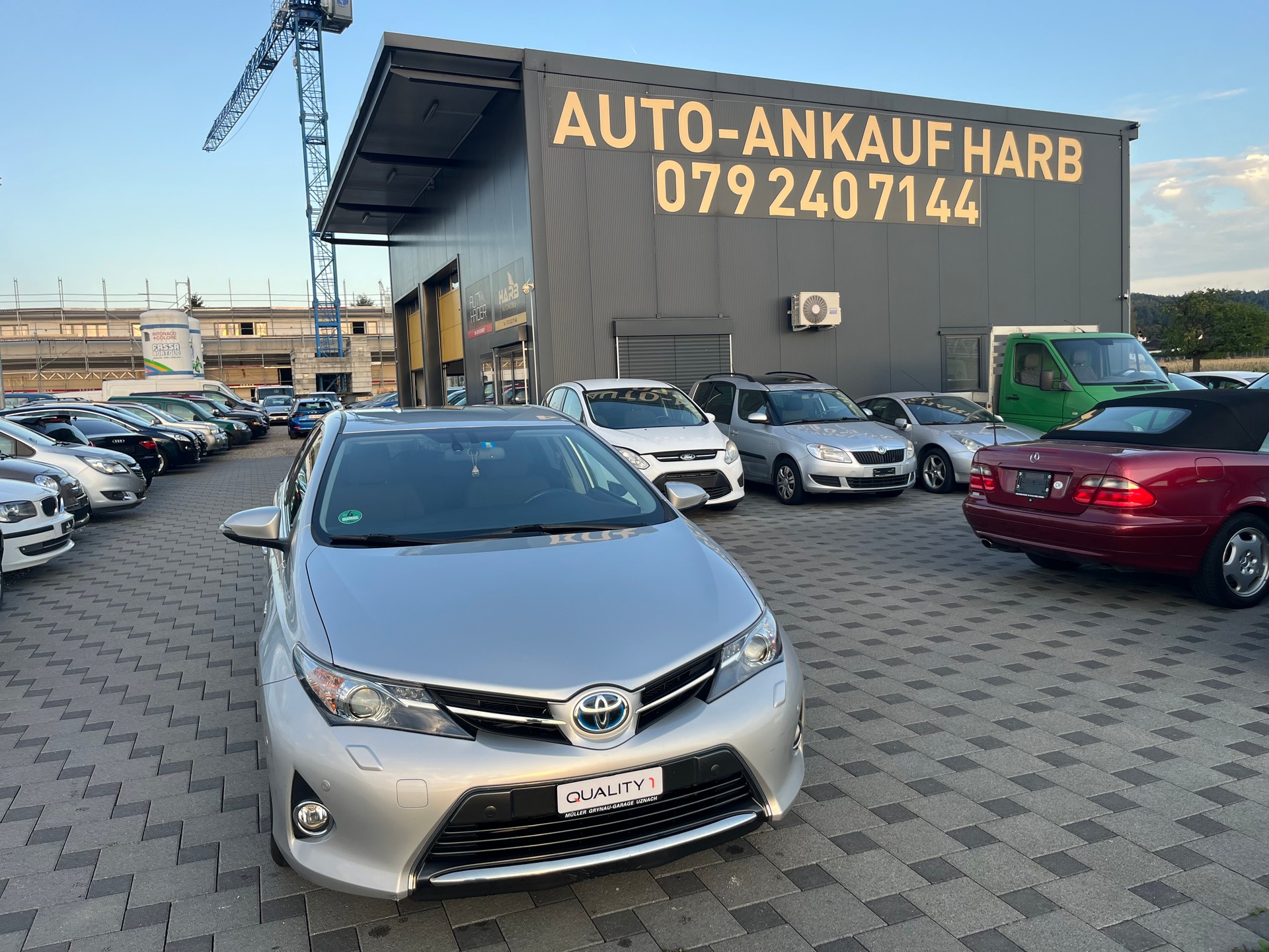TOYOTA Auris 1.8 16V HSD Linea Sol-image-1