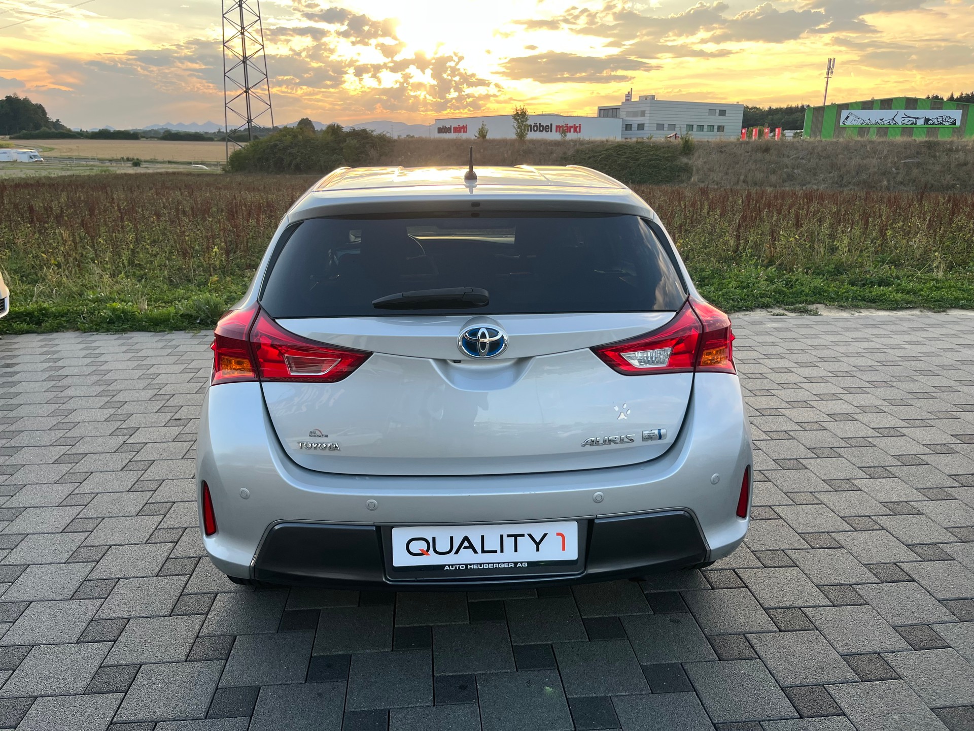 TOYOTA Auris 1.8 16V HSD Linea Sol-image-4