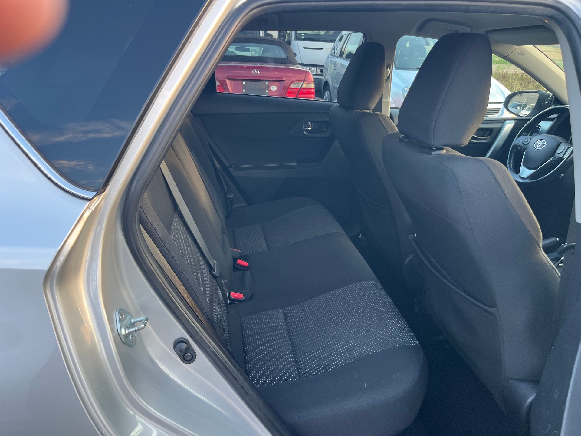 TOYOTA Auris 1.8 16V HSD Linea Sol-image-10