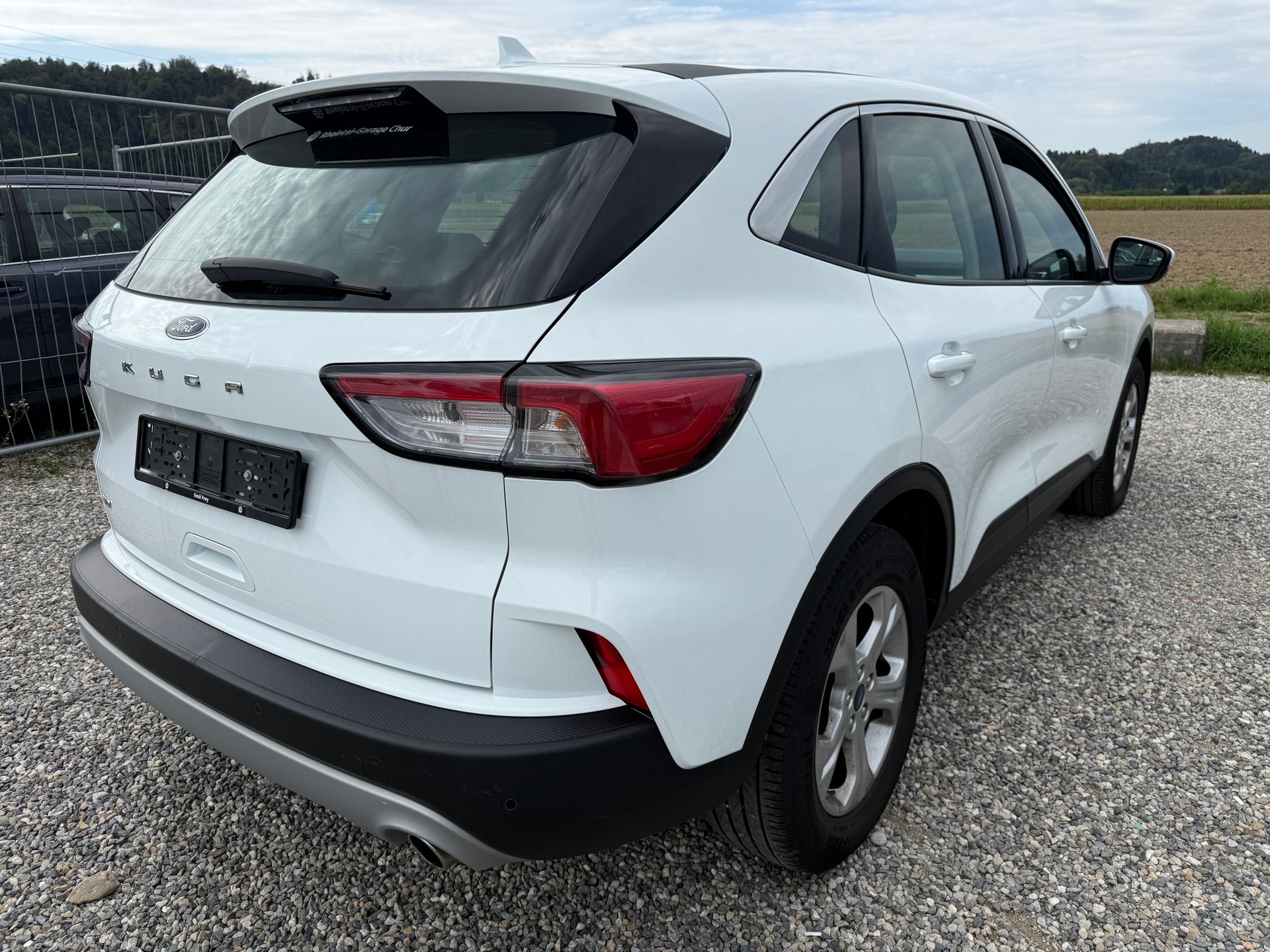 FORD Kuga 2.0 TDCi EcoBlue Titanium X 4WD-image-3