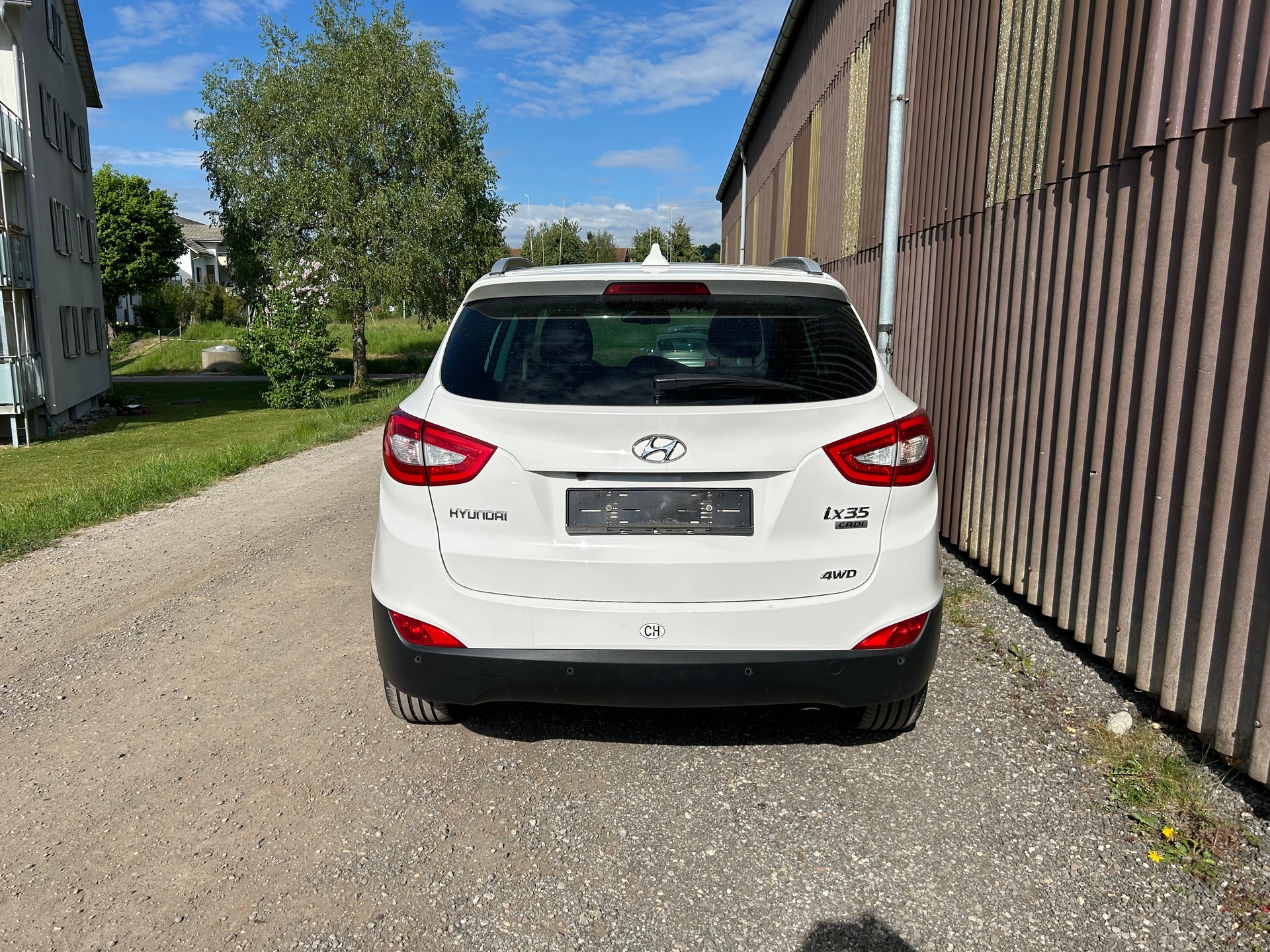 HYUNDAI iX 35 2.0 CRDi GO! Plus 4WD Automatic-image-4