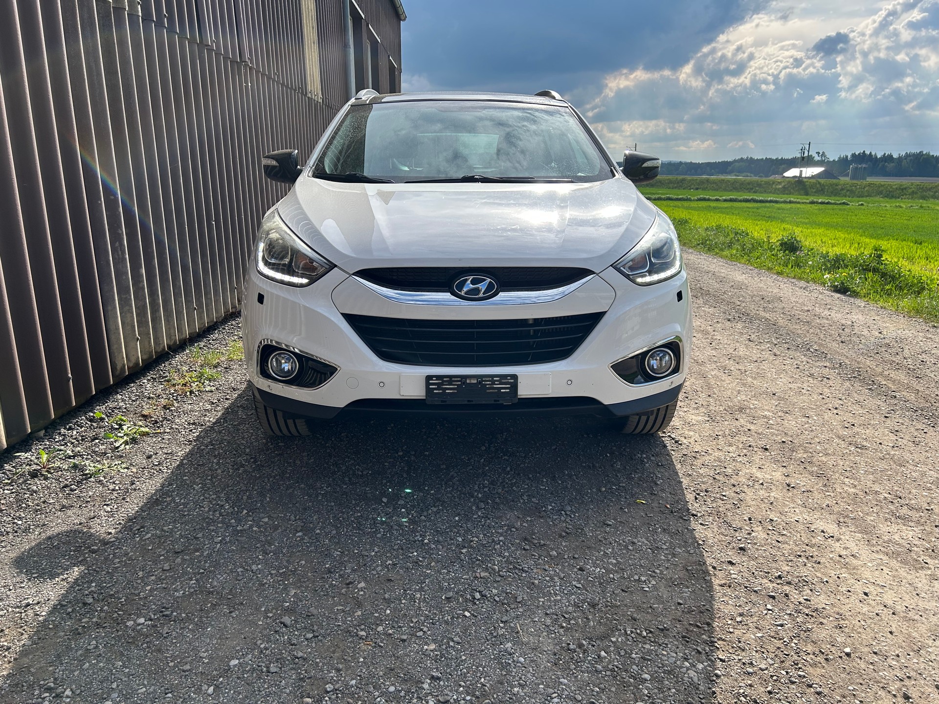 HYUNDAI iX 35 2.0 CRDi GO! Plus 4WD Automatic-image-0