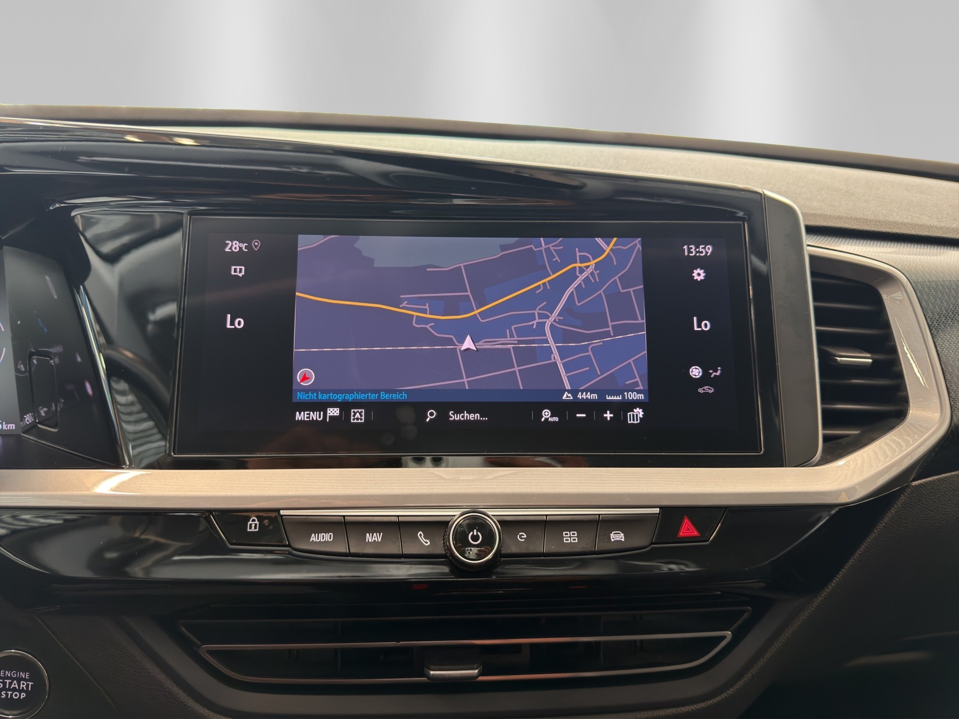 OPEL Grandland 1.6 Hybrid Elegance Automatik-image-11