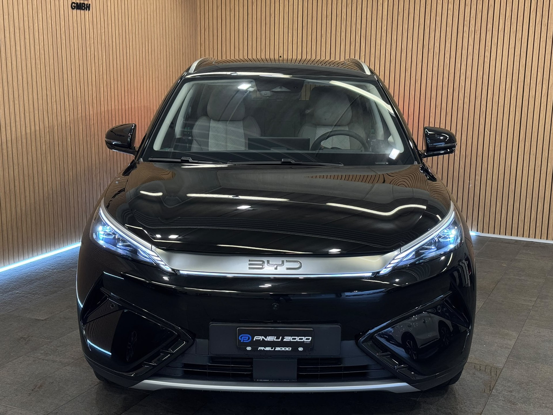 BYD Atto 3 EVO 74.8 kWh Excellence AWD-showroom-element-1