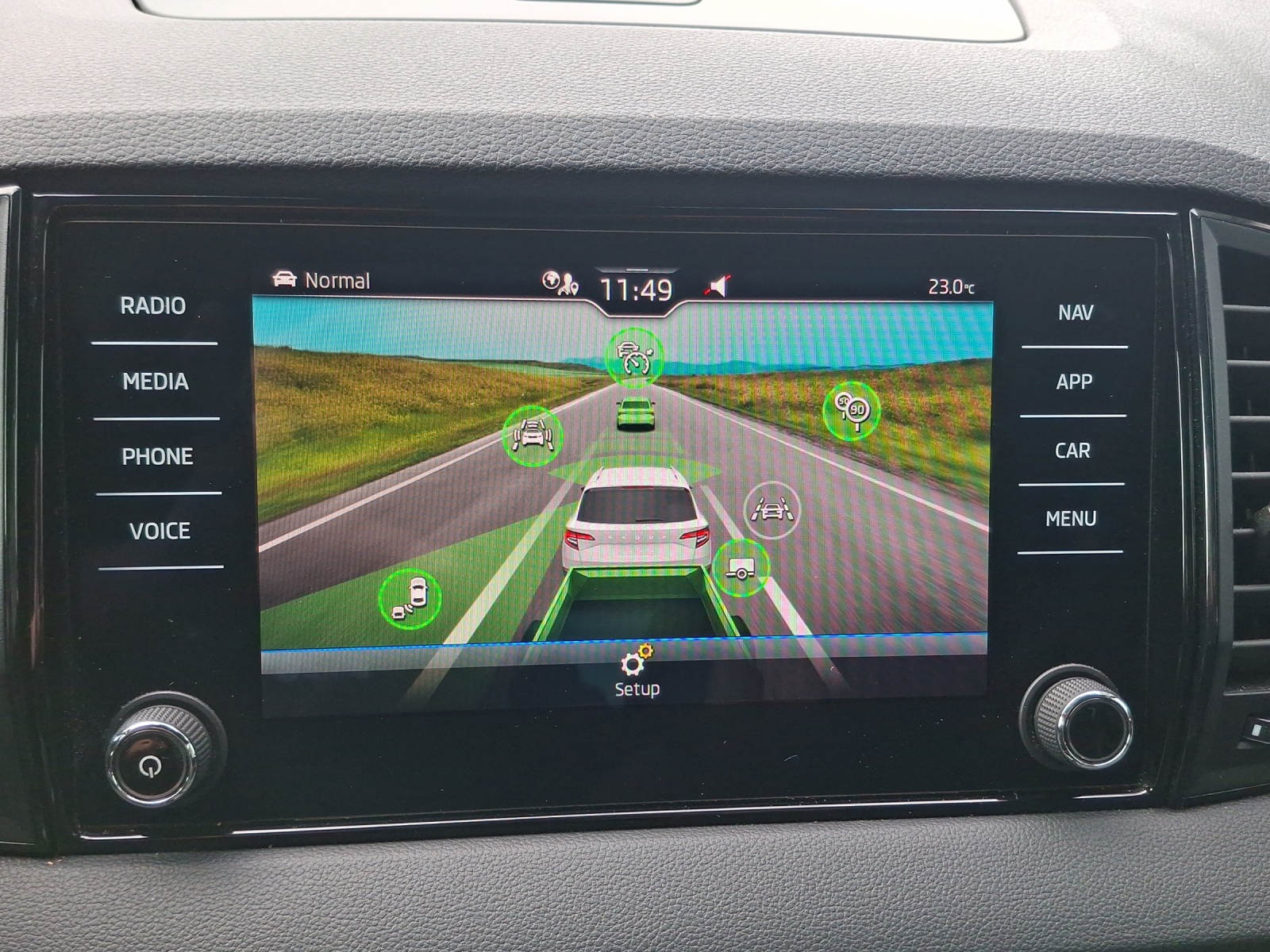 SKODA Karoq 1.5 TSI ACT SportLine DSG-image-13
