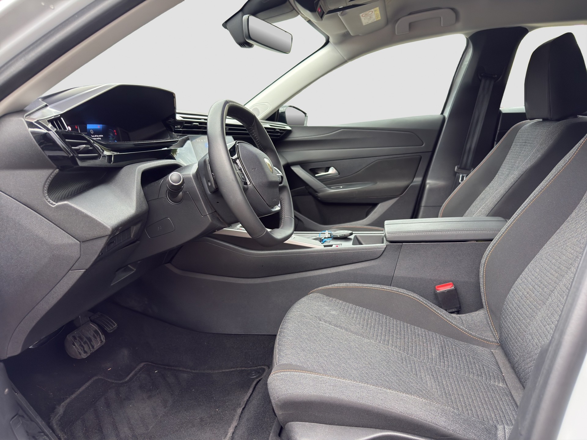 PEUGEOT 308 SW 1.2 Hybrid 136 Style ** Werkgarantie bis 5/2028 oder 100'000 km ** CH Auto ** 1. Hand ** Frisch ab Service **-image-11