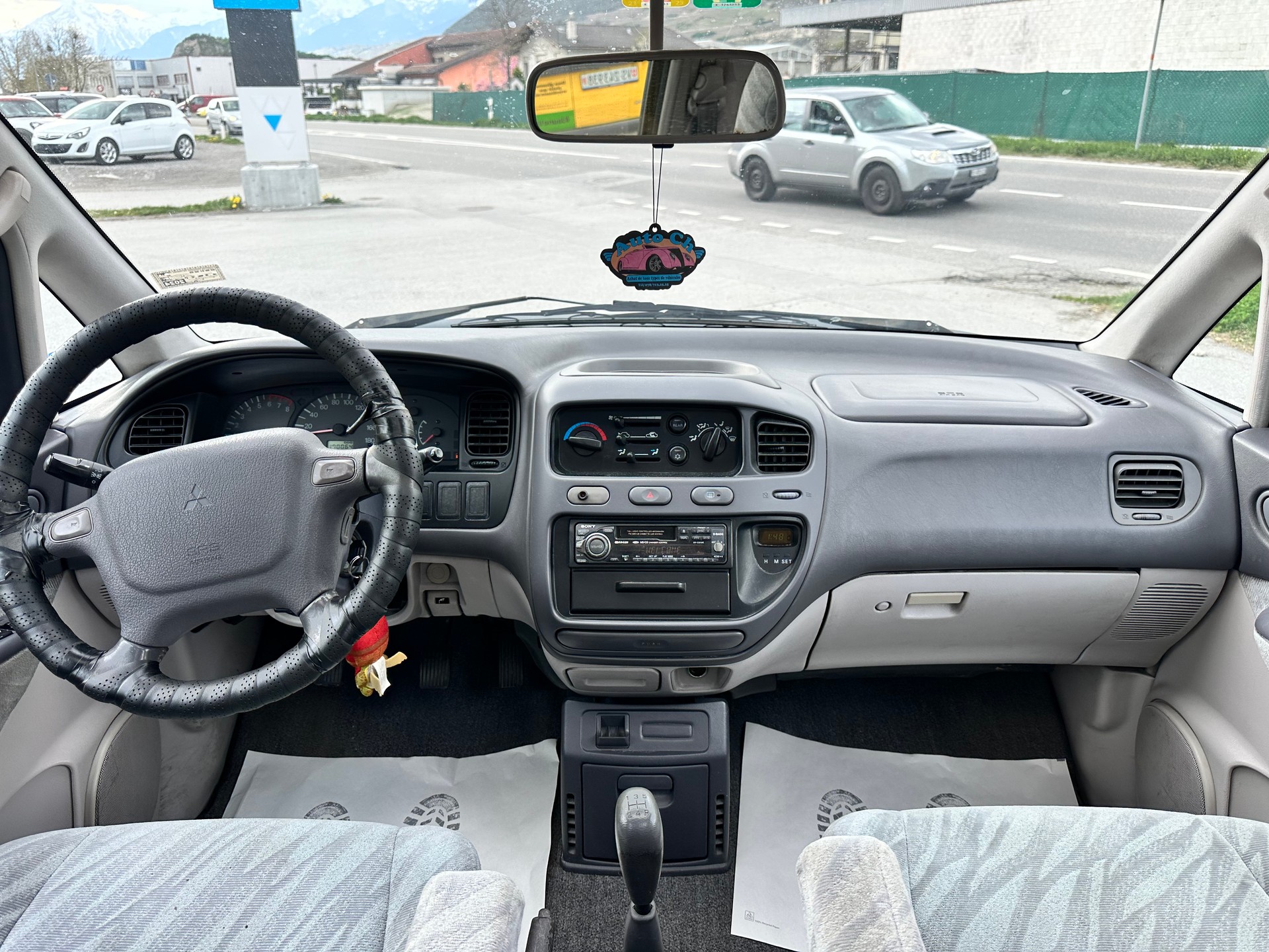 MITSUBISHI Space Gear 2.4 GLS Edit.-image-10