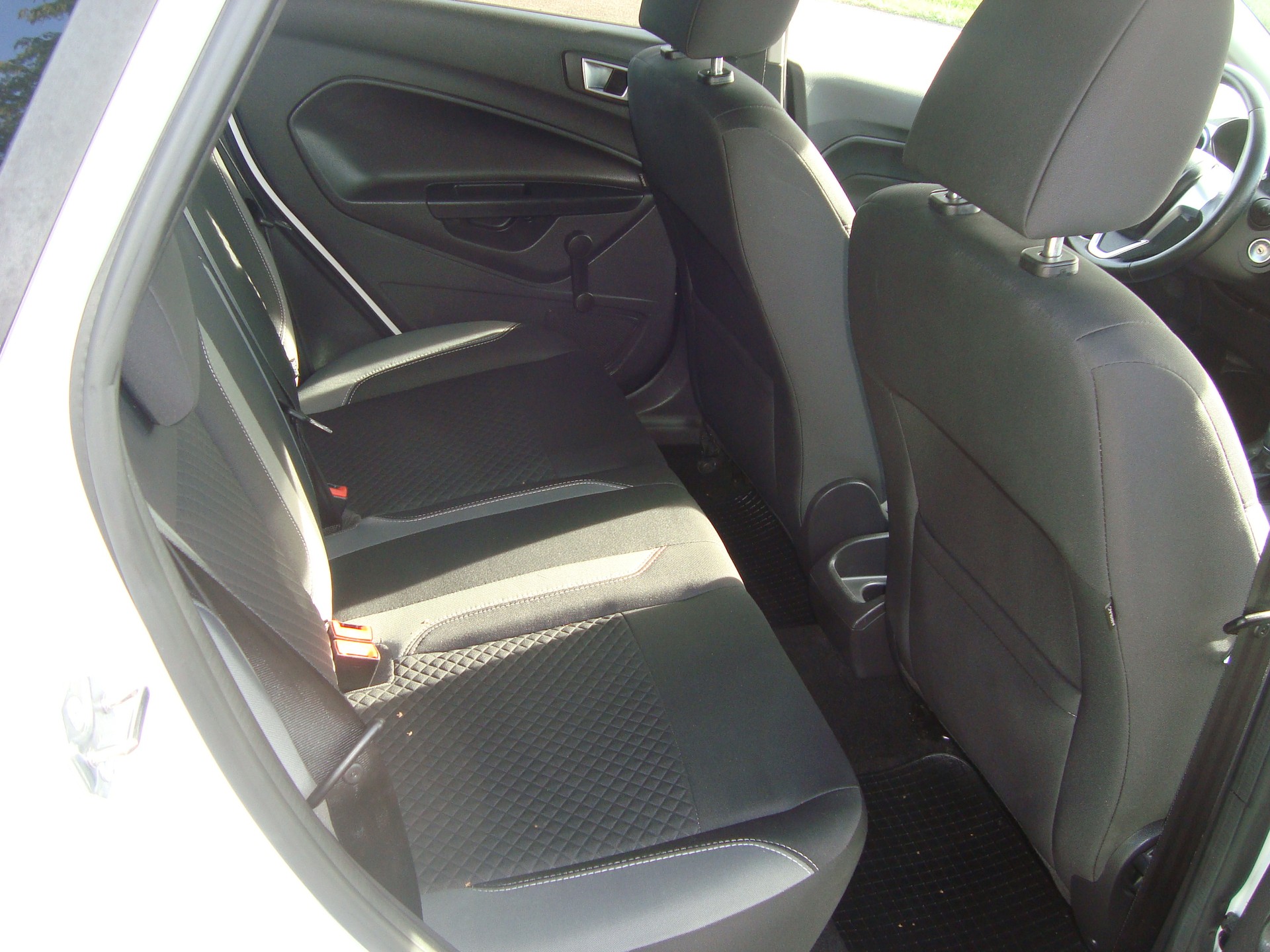 FORD Fiesta 1.0 SCTi Sync PowerShift-image-7