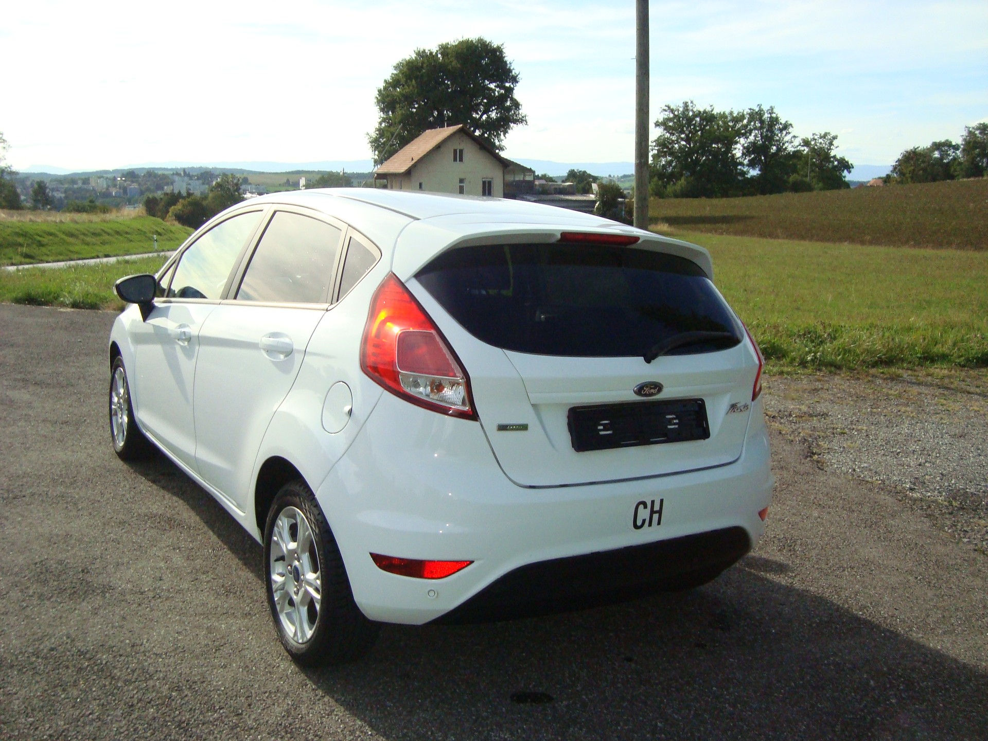FORD Fiesta 1.0 SCTi Sync PowerShift-image-3