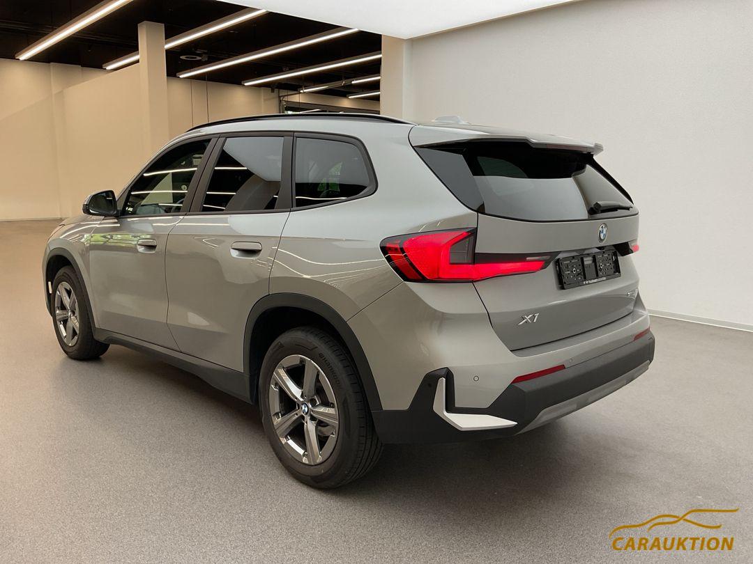 BMW X1 sDrive 18i-image-1