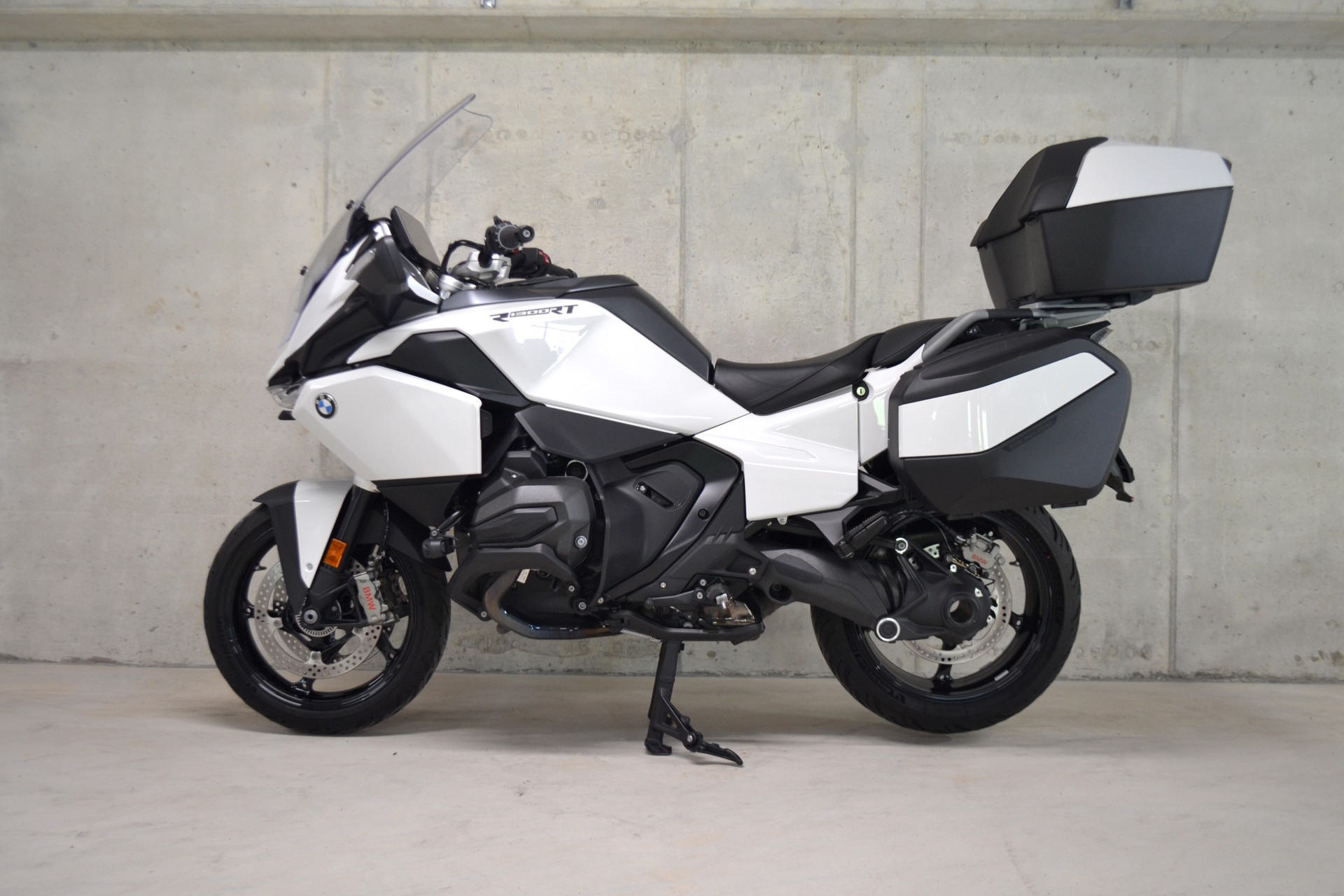 BMW R 1300 RT-showroom-element-3