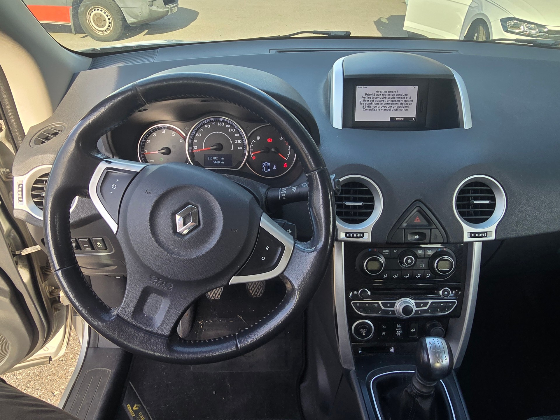 RENAULT Koleos 2.0 dCi Dynamique 4x4-image-11