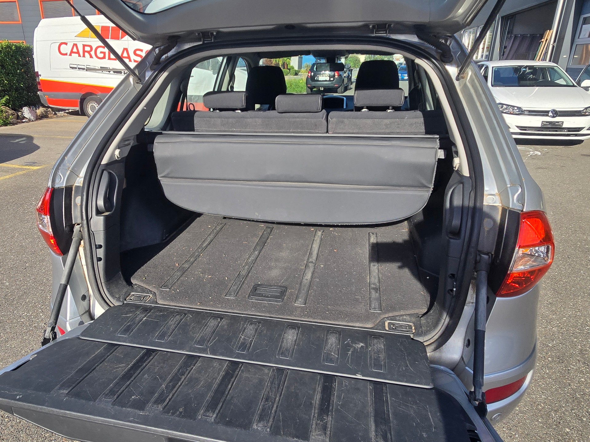 RENAULT Koleos 2.0 dCi Dynamique 4x4-image-8