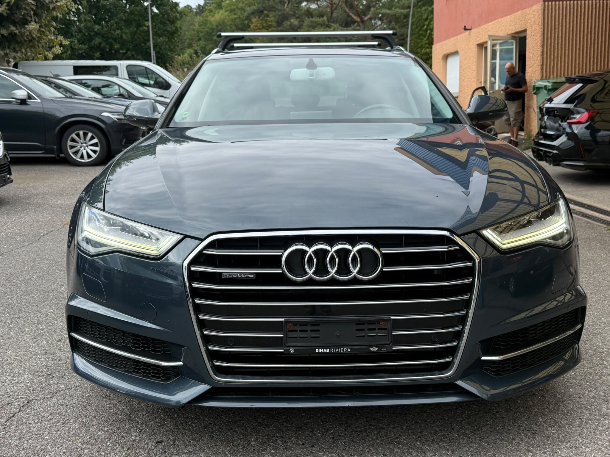 Car photo