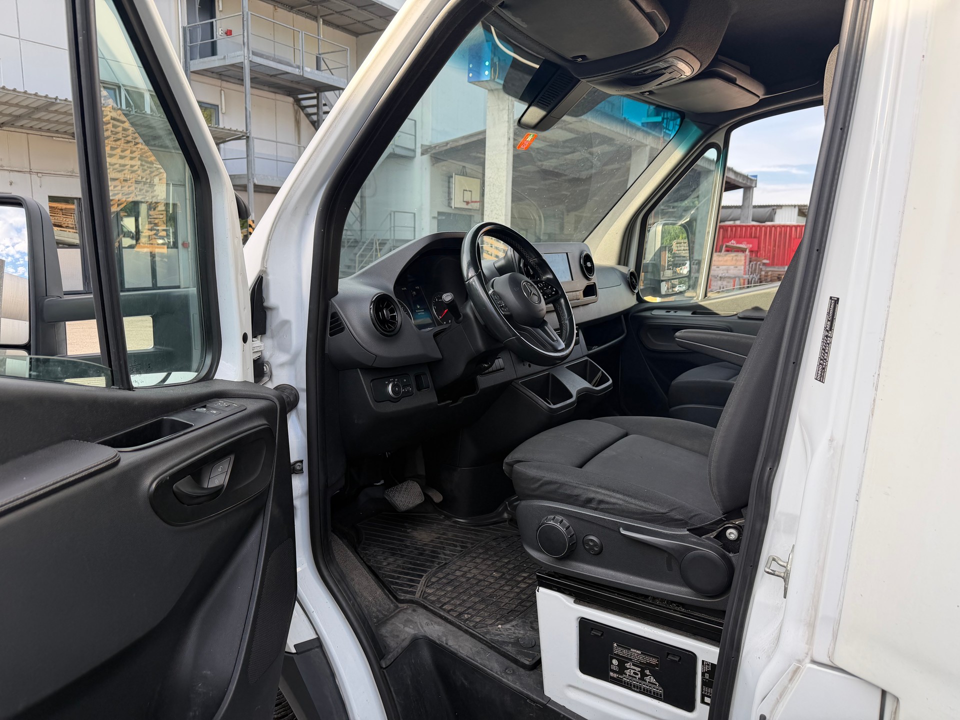 MERCEDES-BENZ Sprinter 317 CDI Lang 9G-TRONIC-image-6