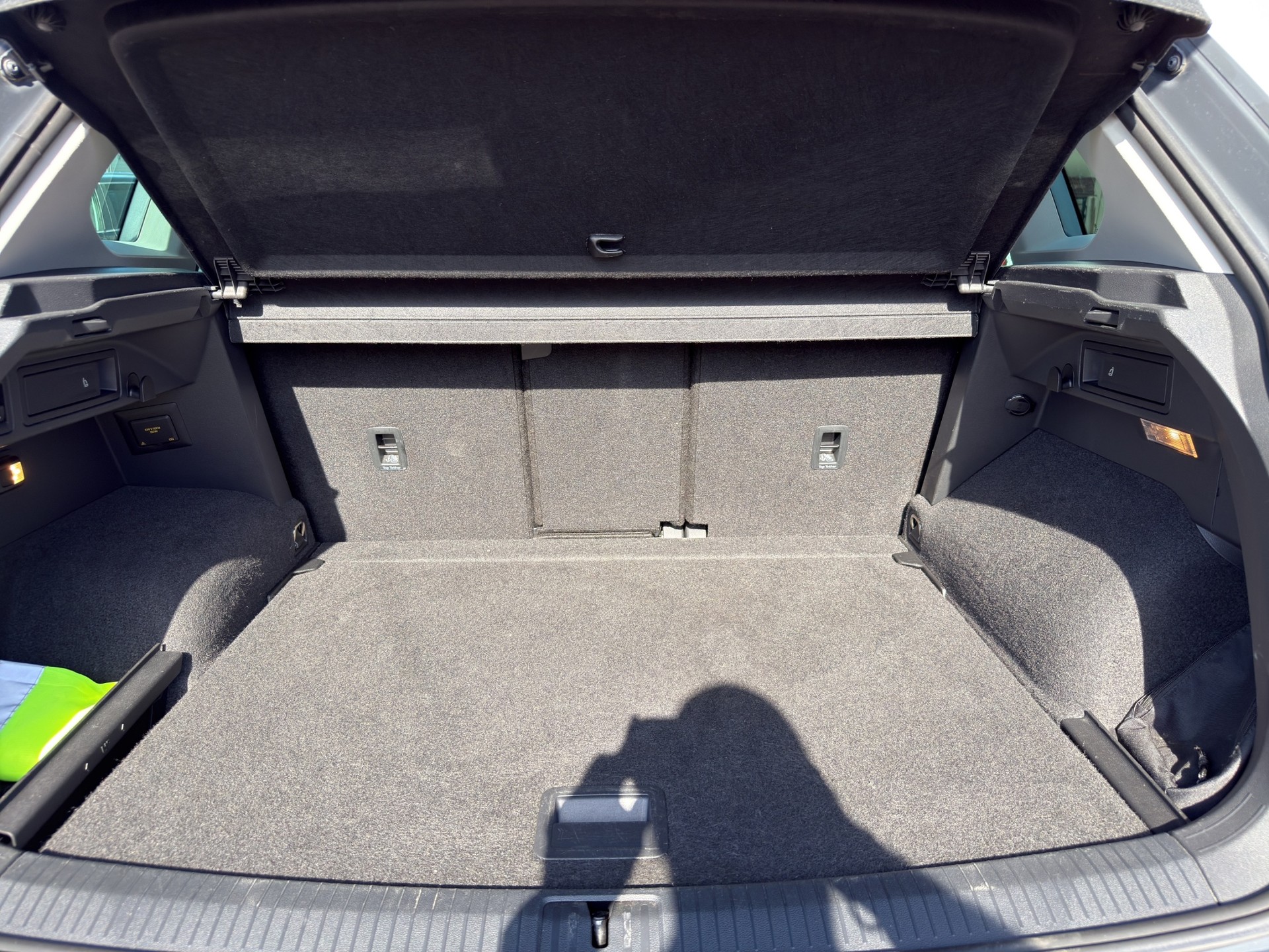 VW Tiguan 2.0 TDI SCR R-Line 4Motion DSG-image-10