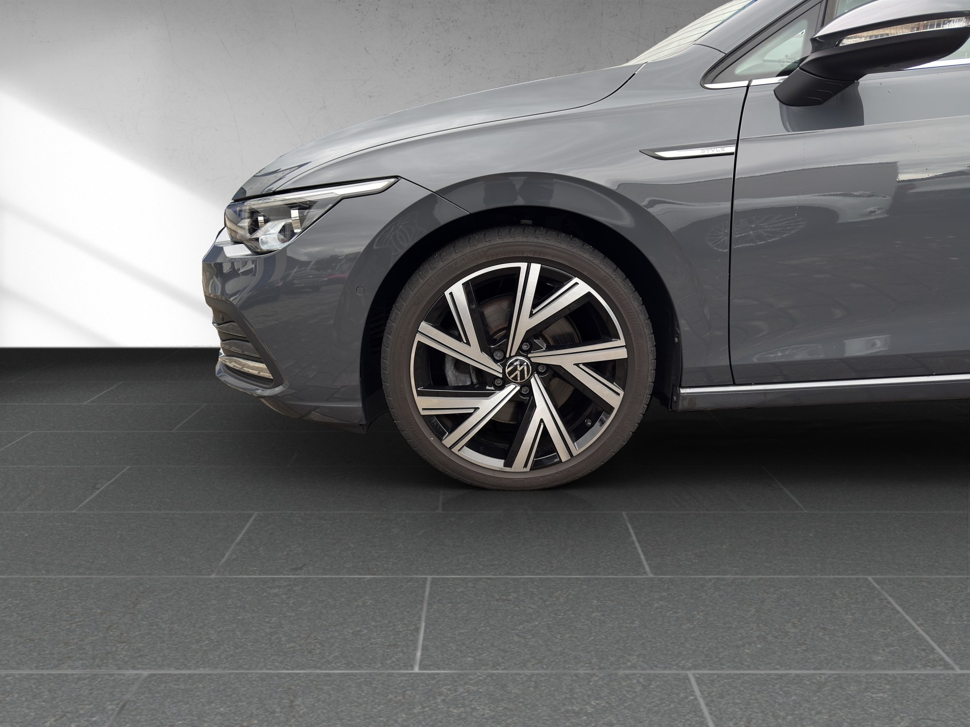 VW Golf 2.0 TSI Style DSG-image-13