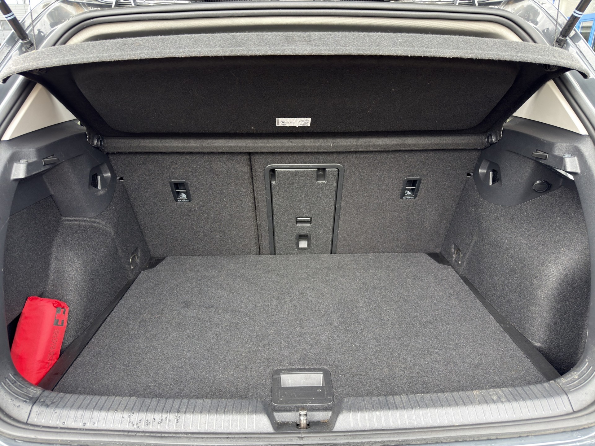 VW Golf 2.0 TSI Style DSG-image-11