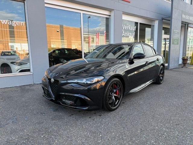 ALFA ROMEO Giulia 2.9 V6 Quadrifoglio 520PS "Akrapovic"-showroom-element-3