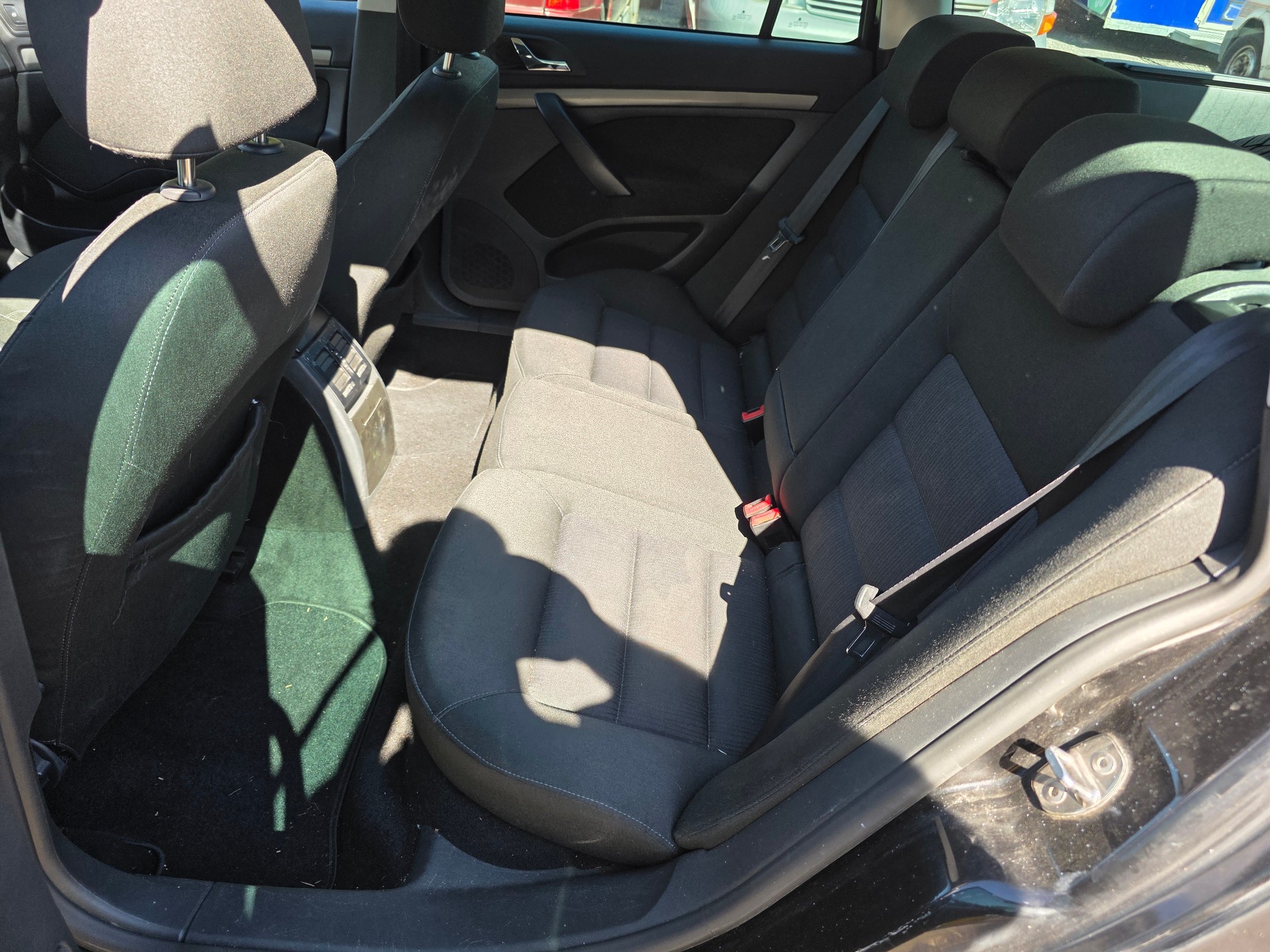 SKODA Octavia 2.0 FSI Adventure 4x4-image-8