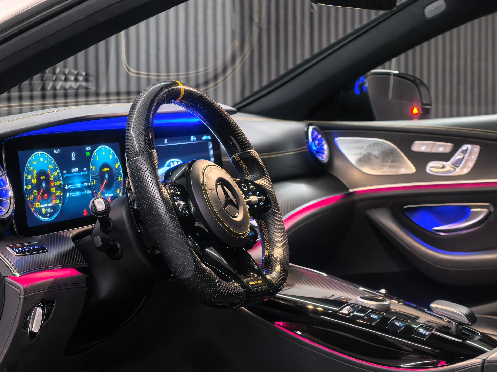 MERCEDES-BENZ GT 63s Edition One-image-8