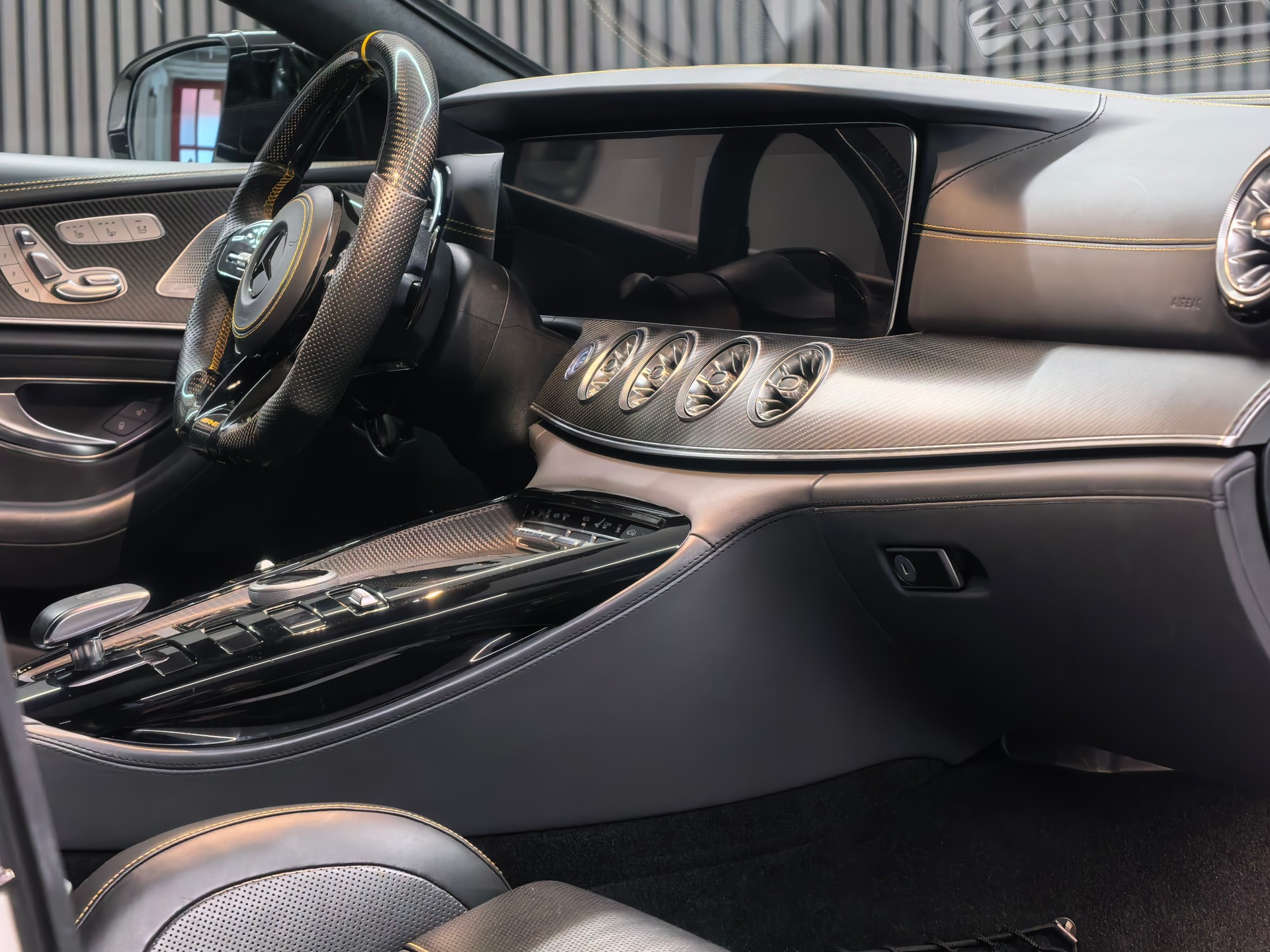 MERCEDES-BENZ GT 63s Edition One-image-9