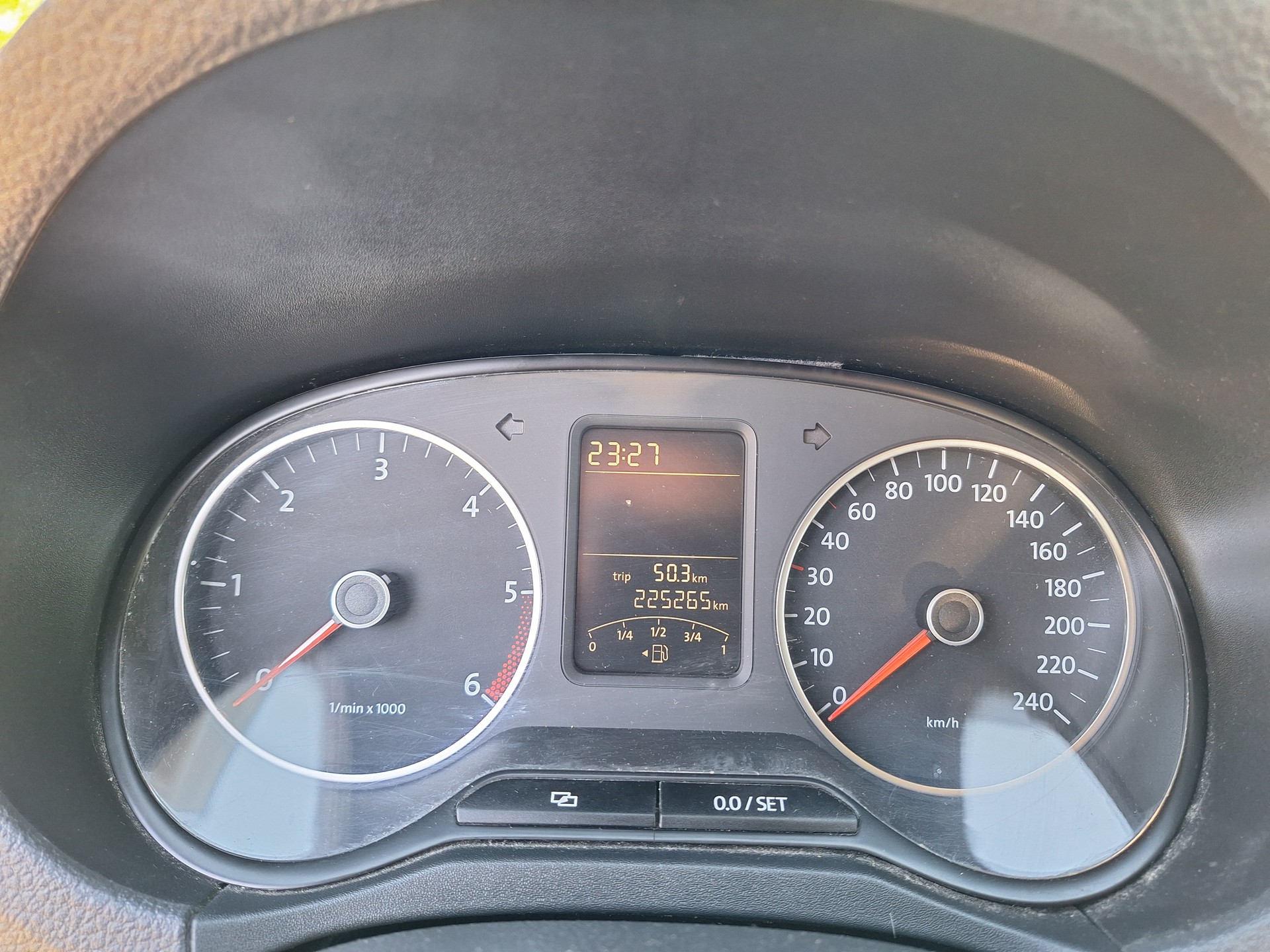 VW AMAROK-image-11