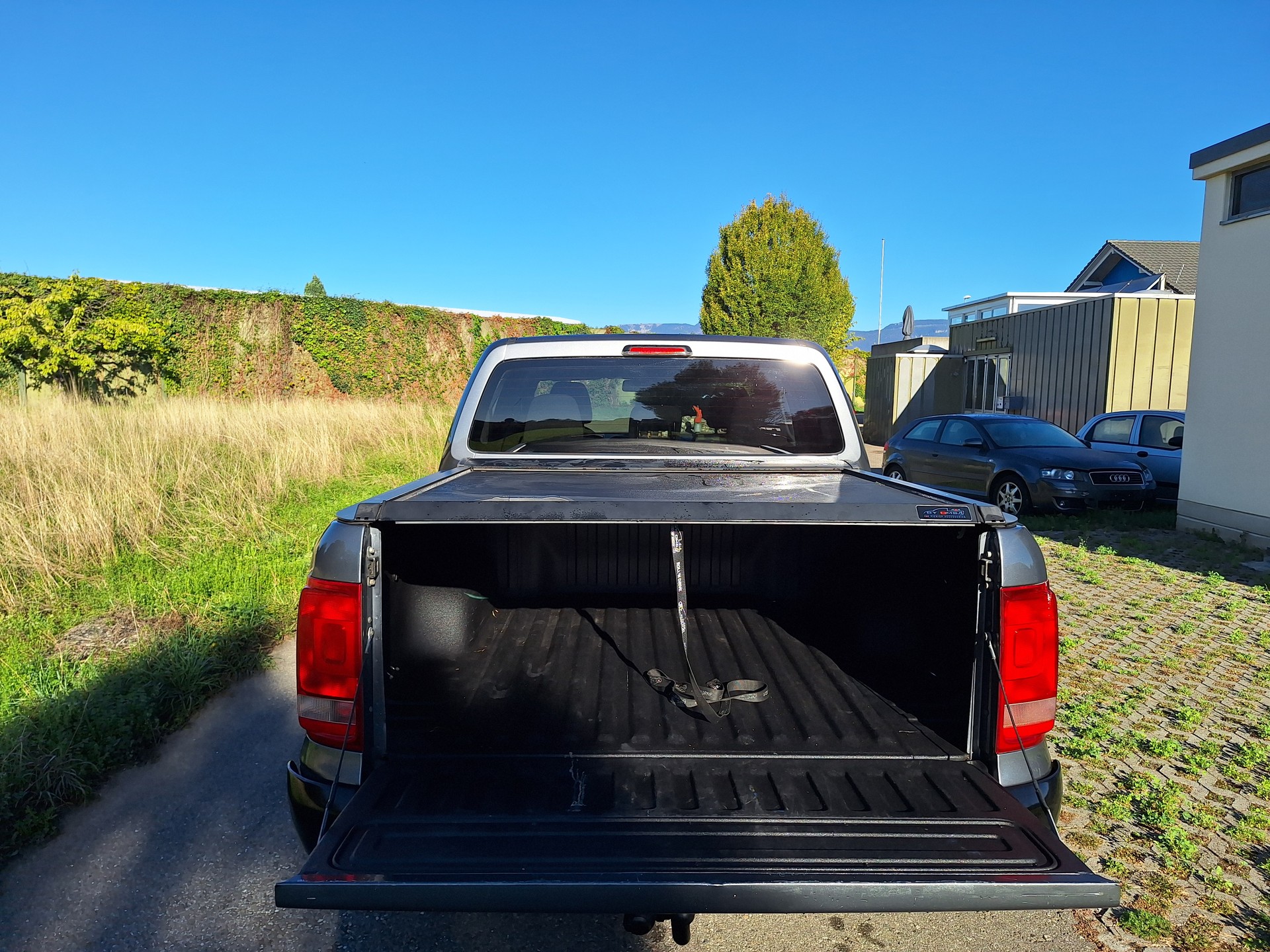 VW AMAROK-image-12