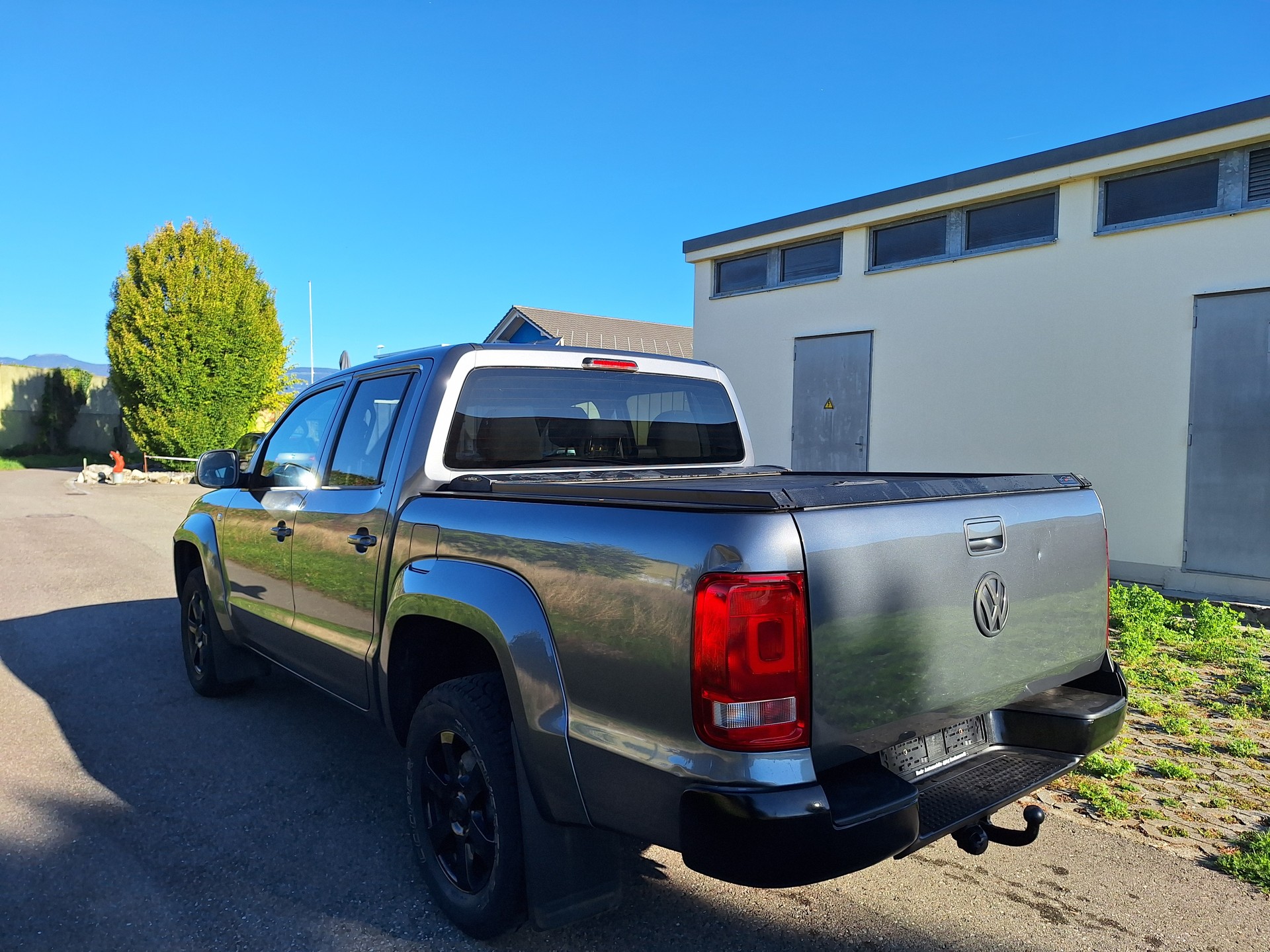 VW AMAROK-image-5