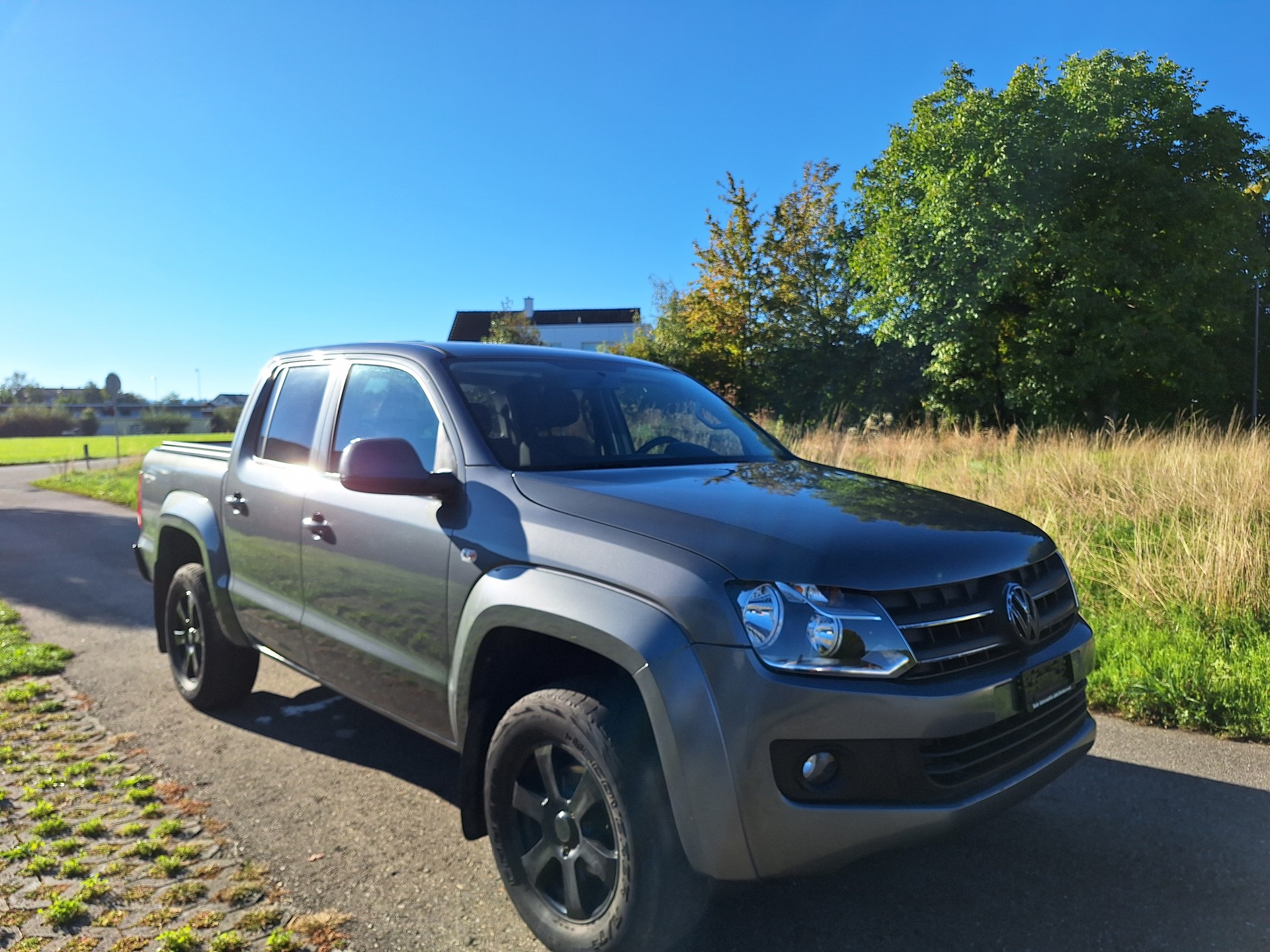 VW AMAROK-image-0