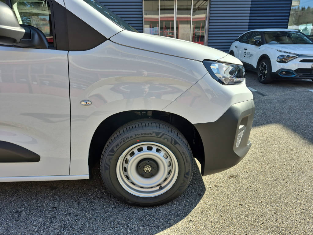 CITROEN Berlingo VAN M Essence 110ch Manuelle-image-10
