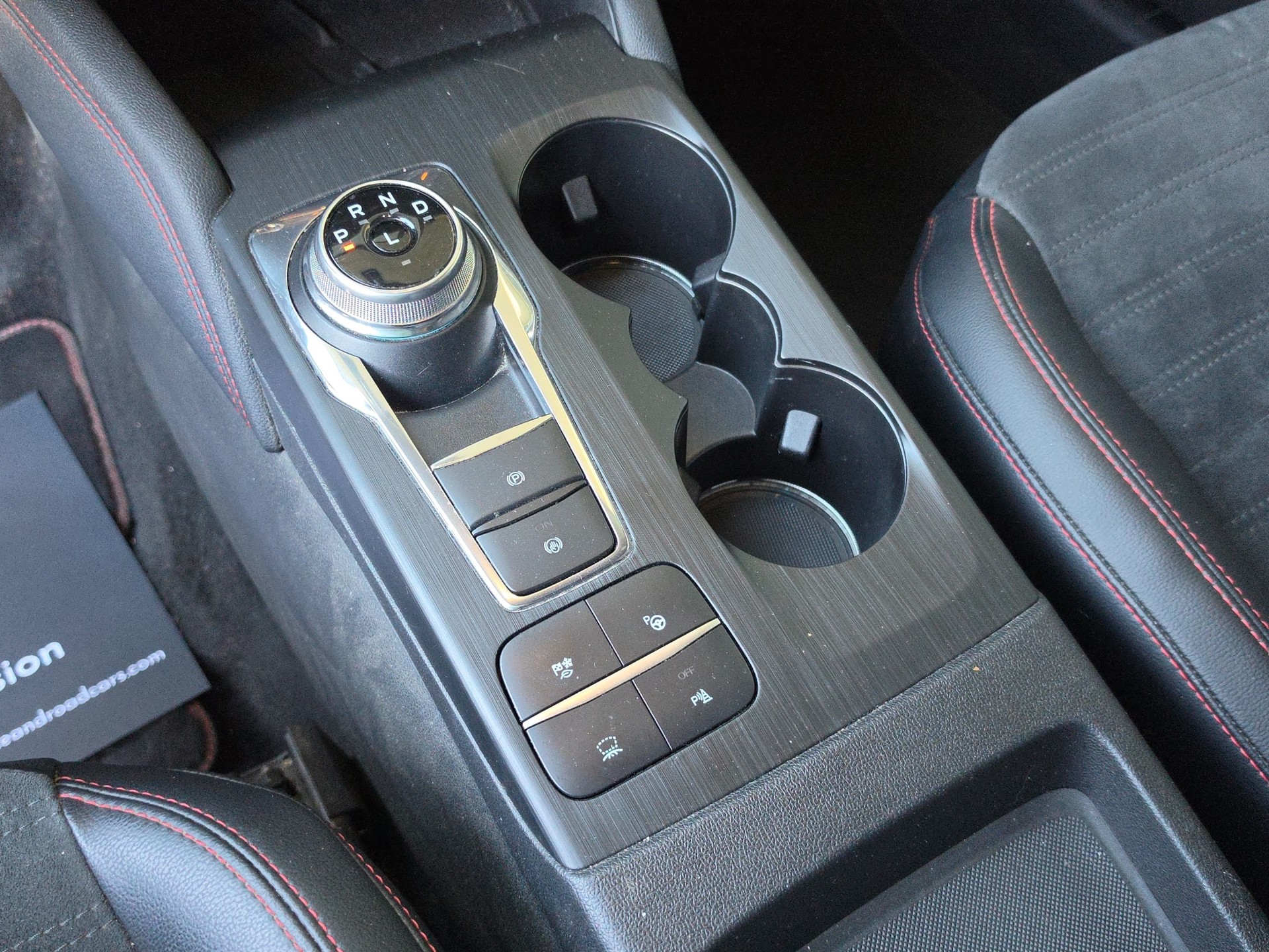 FORD Kuga 2.5 Hybrid ST-Line X 4x4-image-30