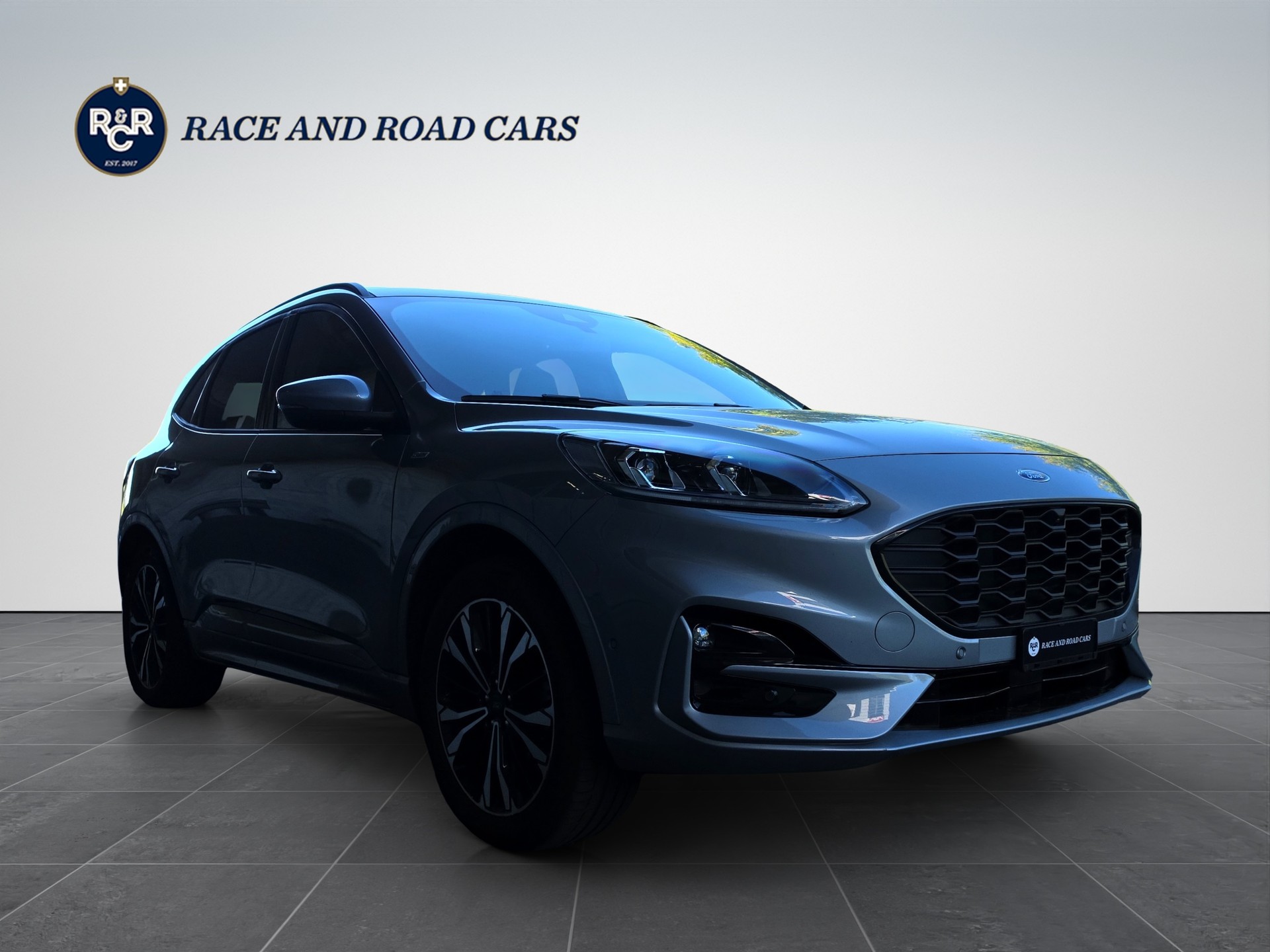 FORD Kuga 2.5 Hybrid ST-Line X 4x4-image-2