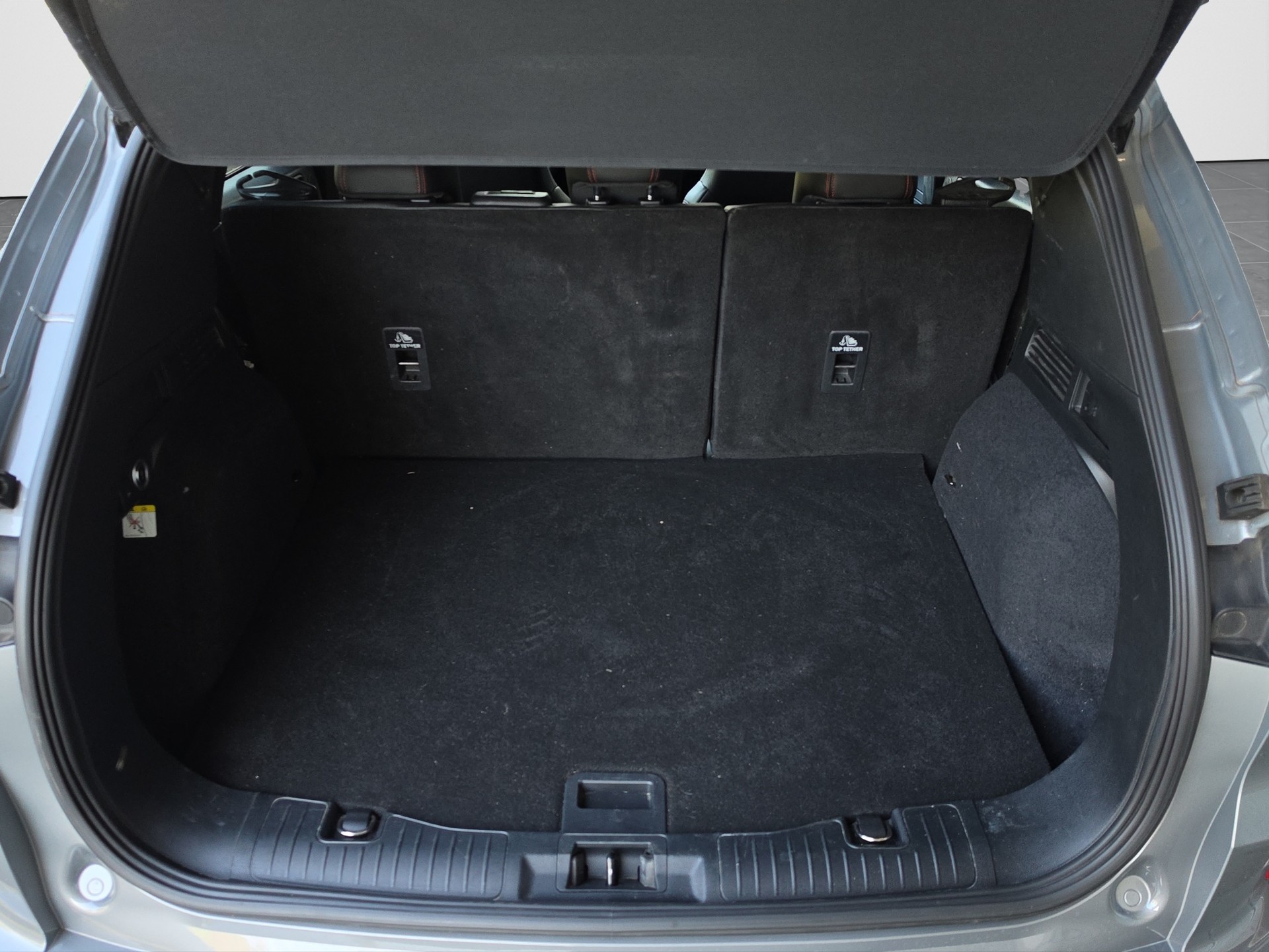 FORD Kuga 2.5 Hybrid ST-Line X 4x4-image-11