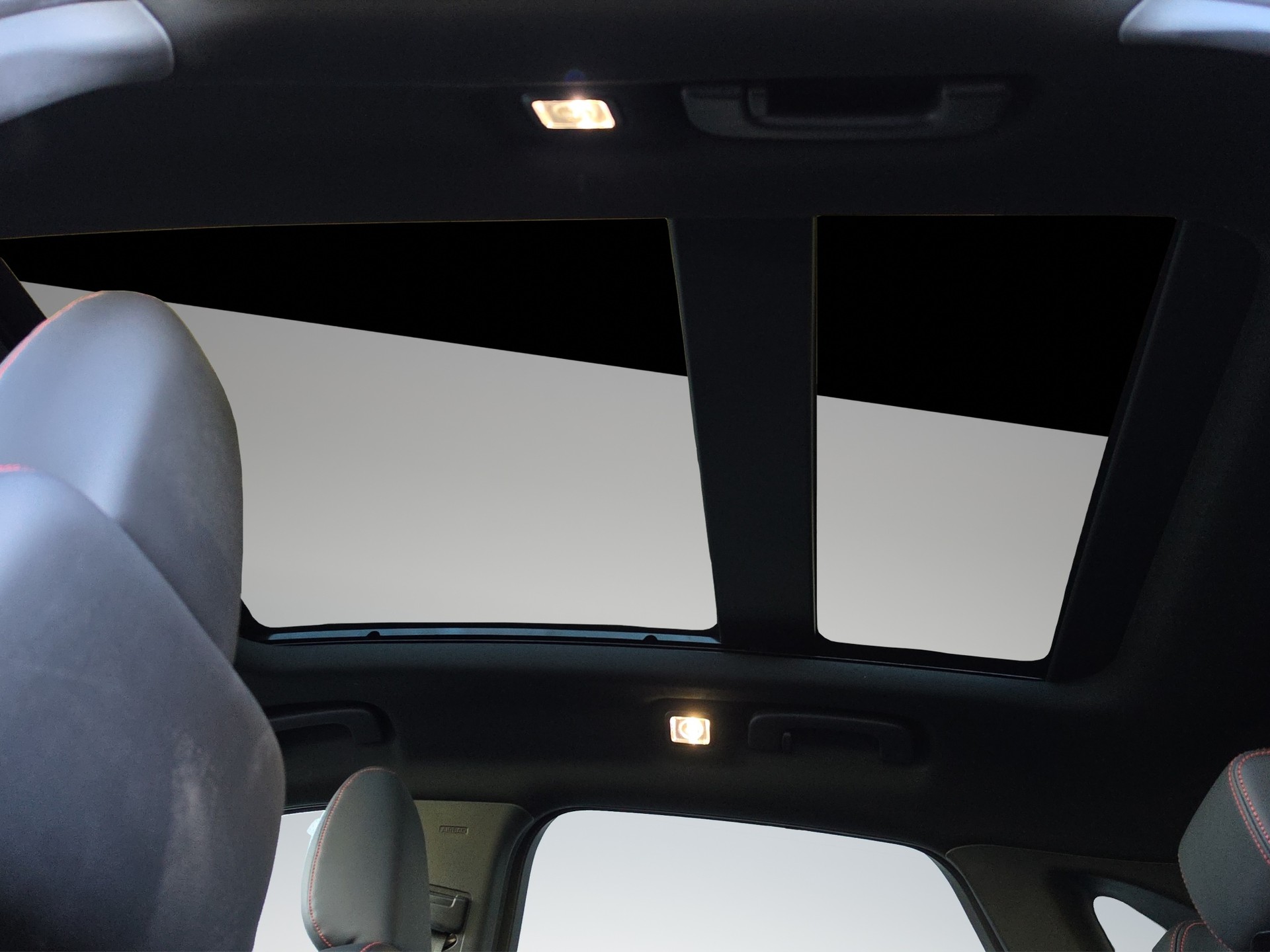 FORD Kuga 2.5 Hybrid ST-Line X 4x4-image-12