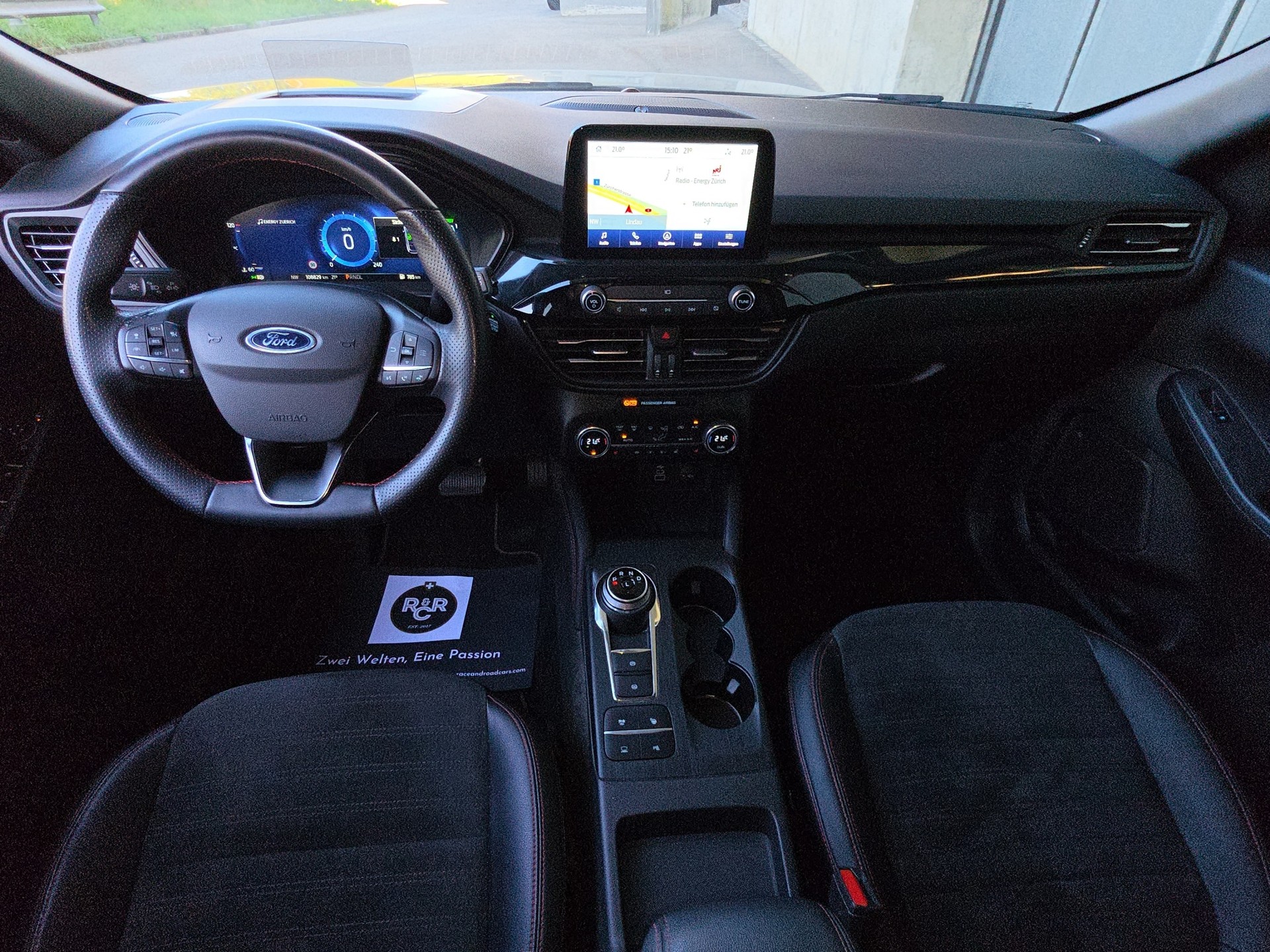 FORD Kuga 2.5 Hybrid ST-Line X 4x4-image-18