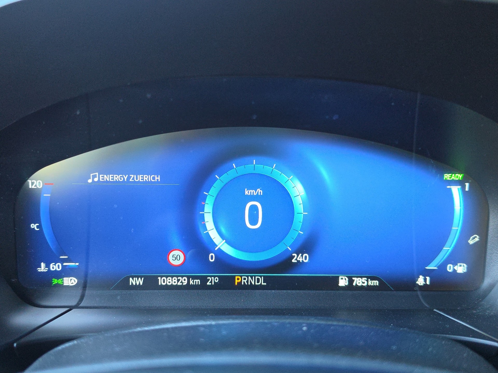 FORD Kuga 2.5 Hybrid ST-Line X 4x4-image-21