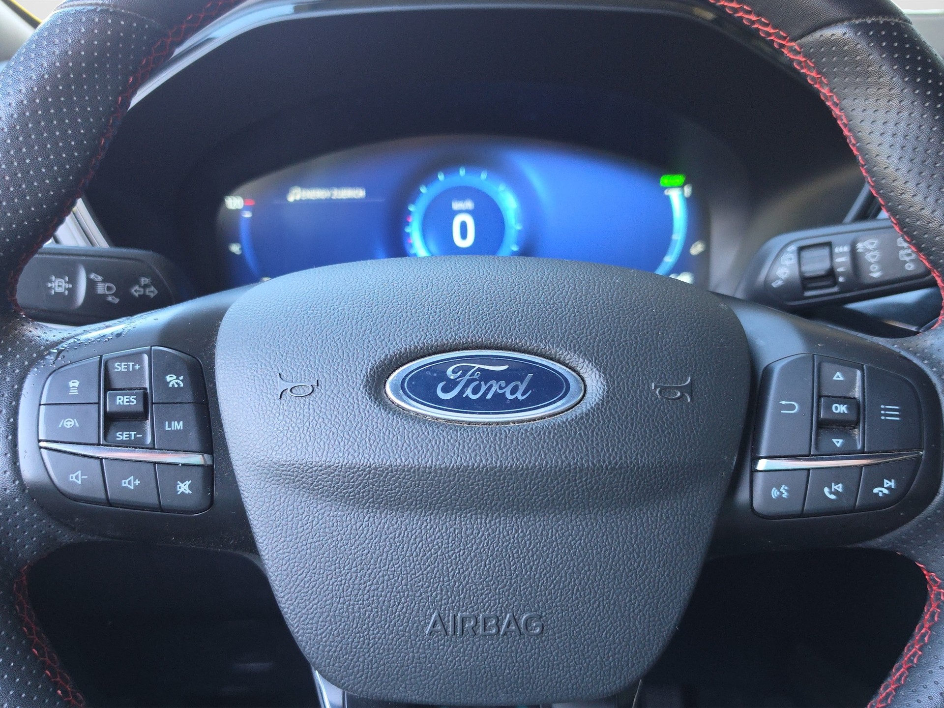 FORD Kuga 2.5 Hybrid ST-Line X 4x4-image-20