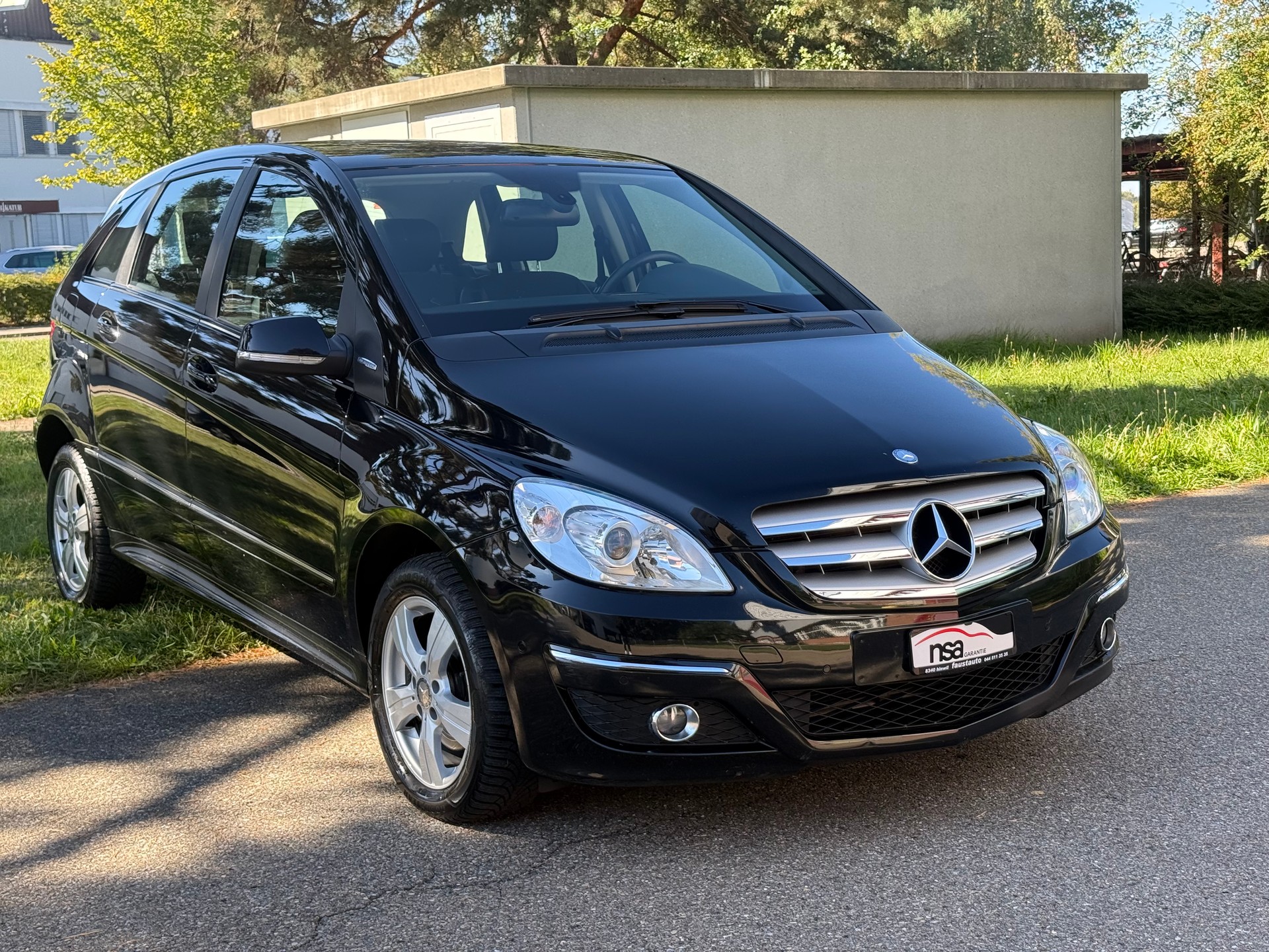 MERCEDES-BENZ B 180 (170) NGT BlueEfficiency Autotronic-image-1
