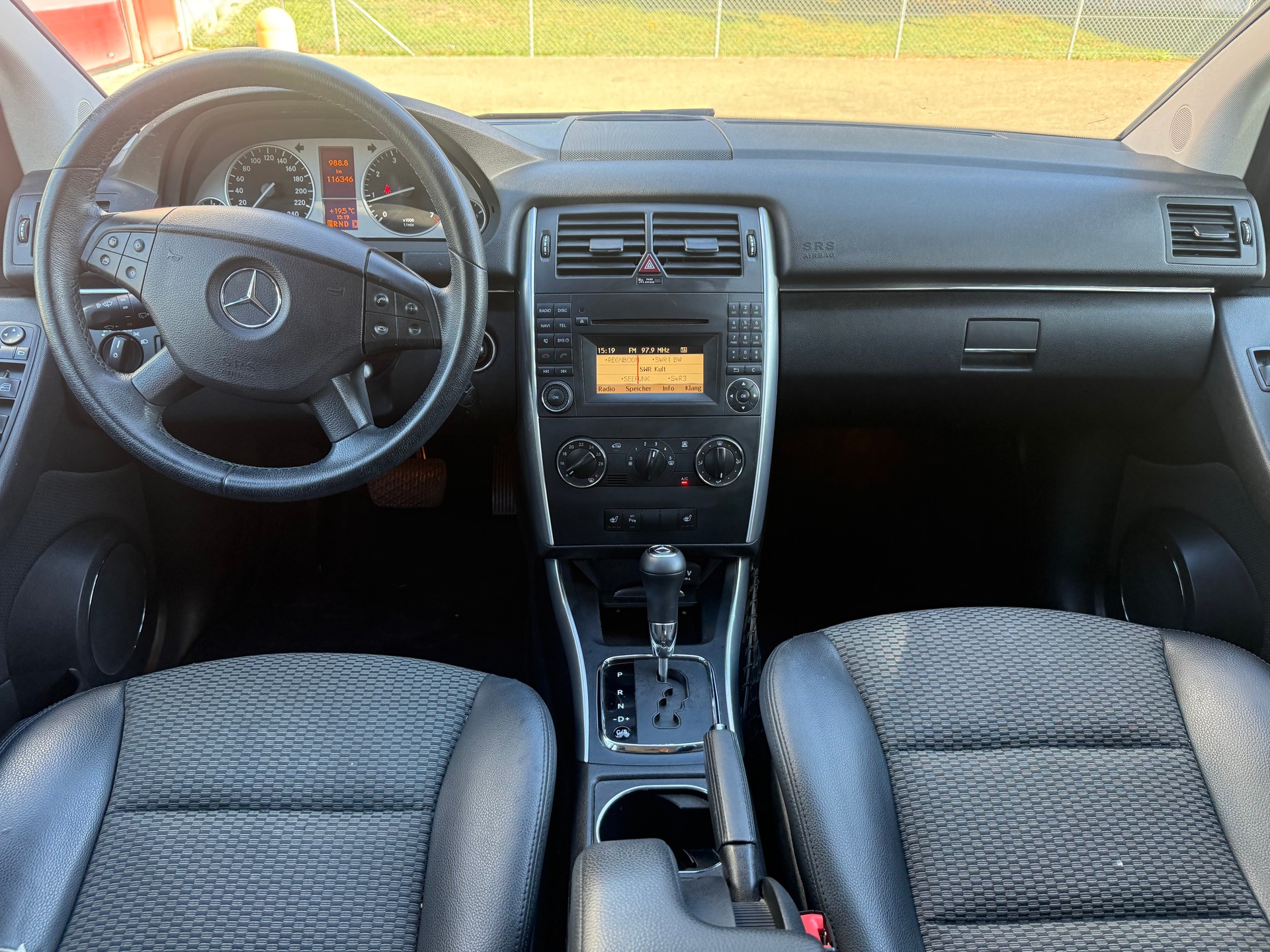 MERCEDES-BENZ B 180 (170) NGT BlueEfficiency Autotronic-image-6